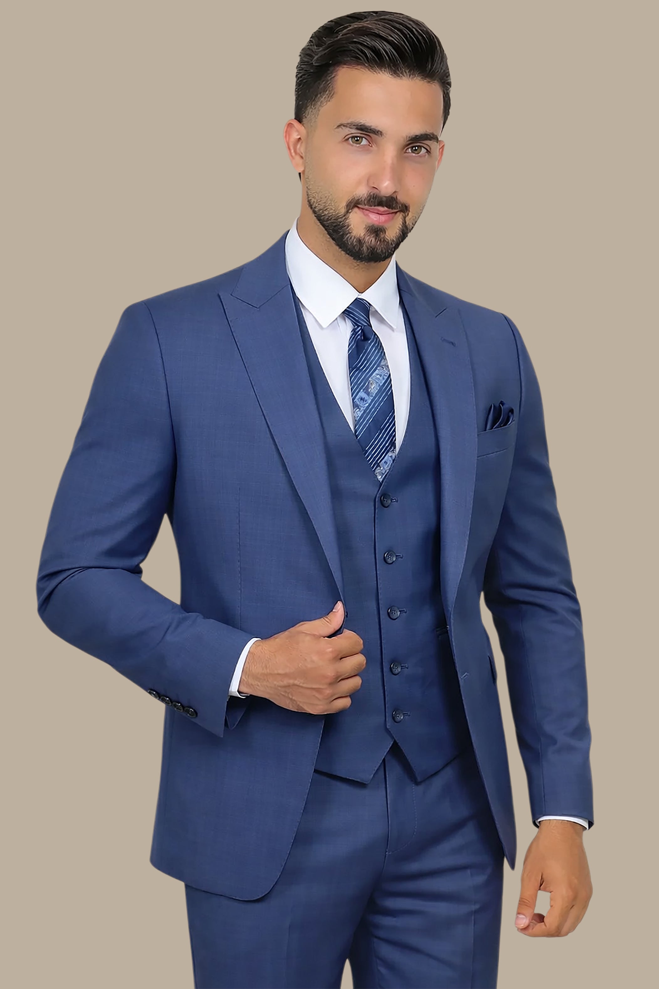 Classic Blue Elegance: Wool Notch Filafil 3-Piece Suit