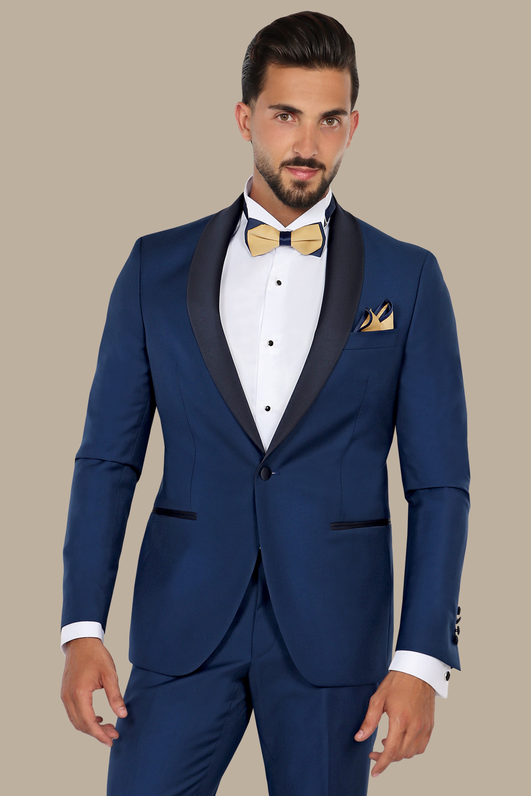 Blue Elegance: Tuxedo Plain Col Chale