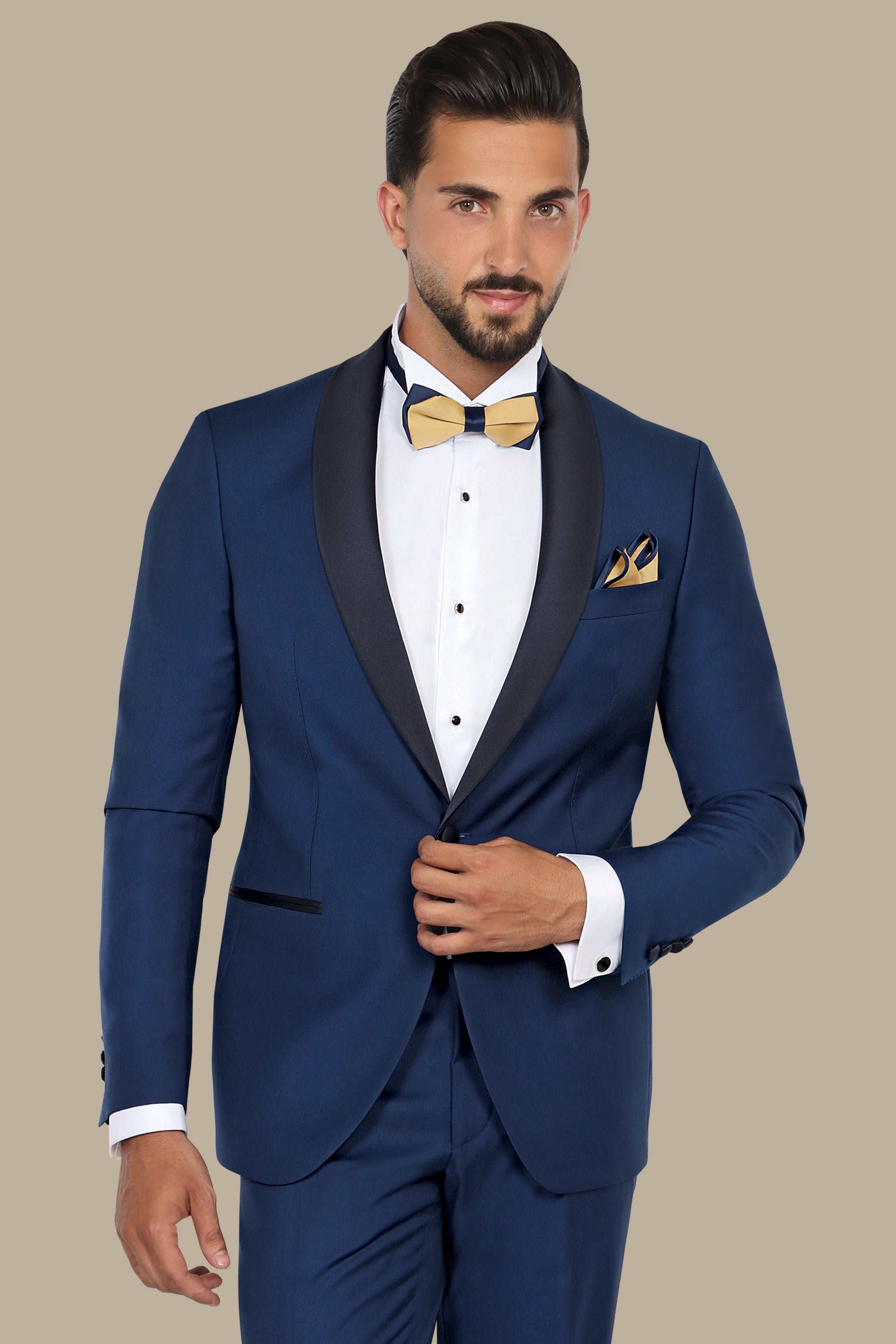 Blue Elegance: Tuxedo Plain Col Chale