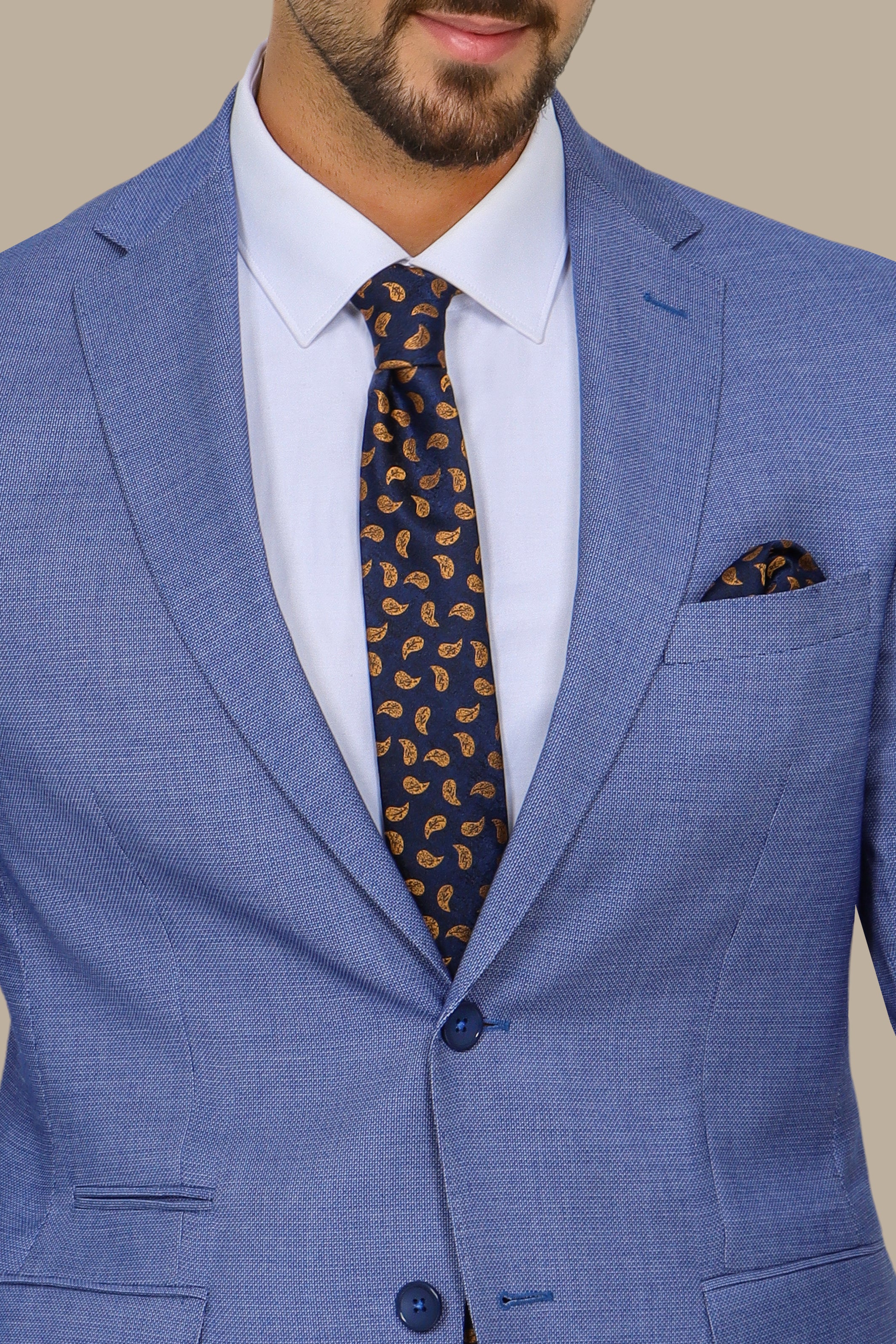 Structured Precision: 2-Piece Suit with Notch Lapel