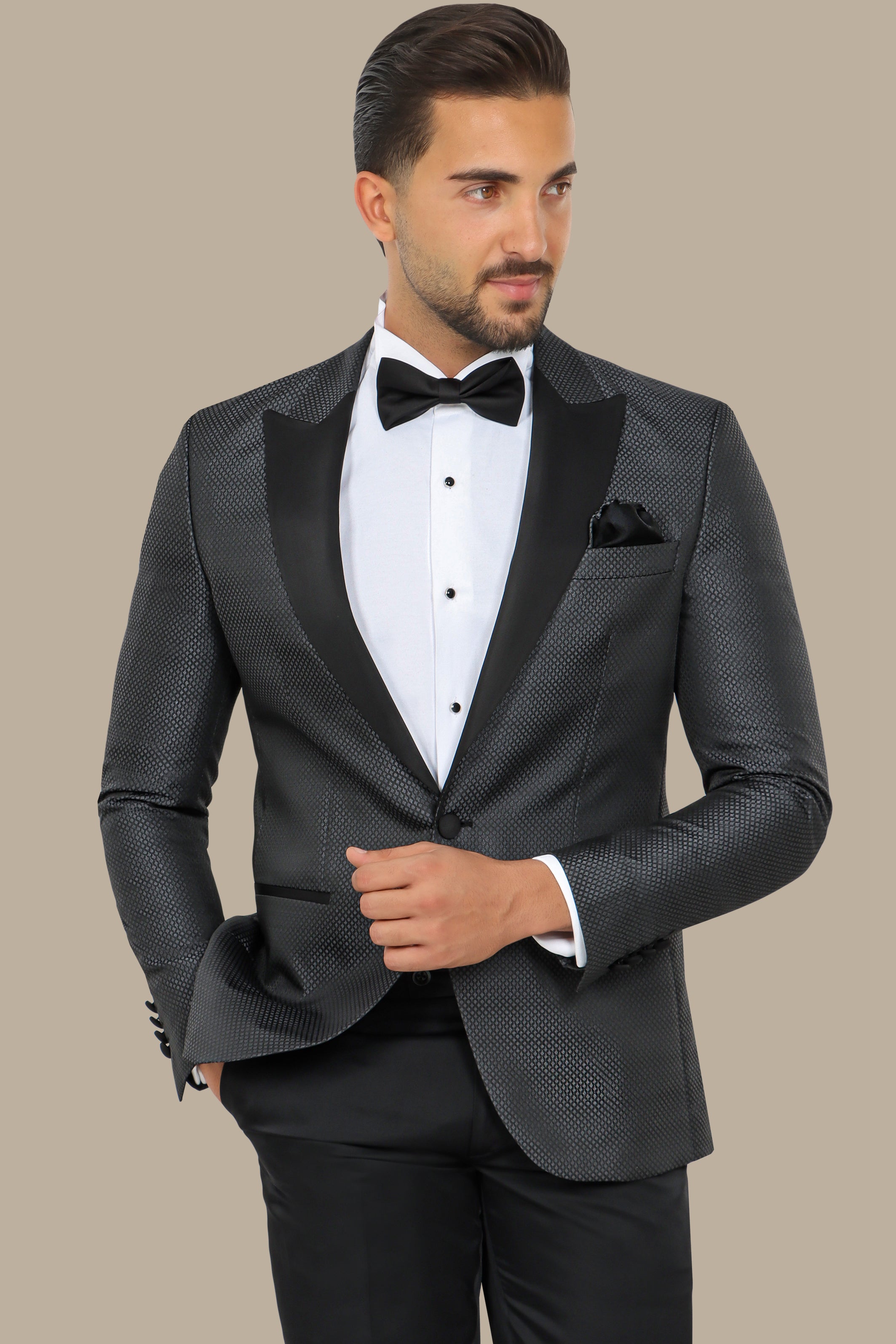 Dark Grey Tuxedo with Small Lozenge Pattern and Peak Lapel – 3-Piece Set