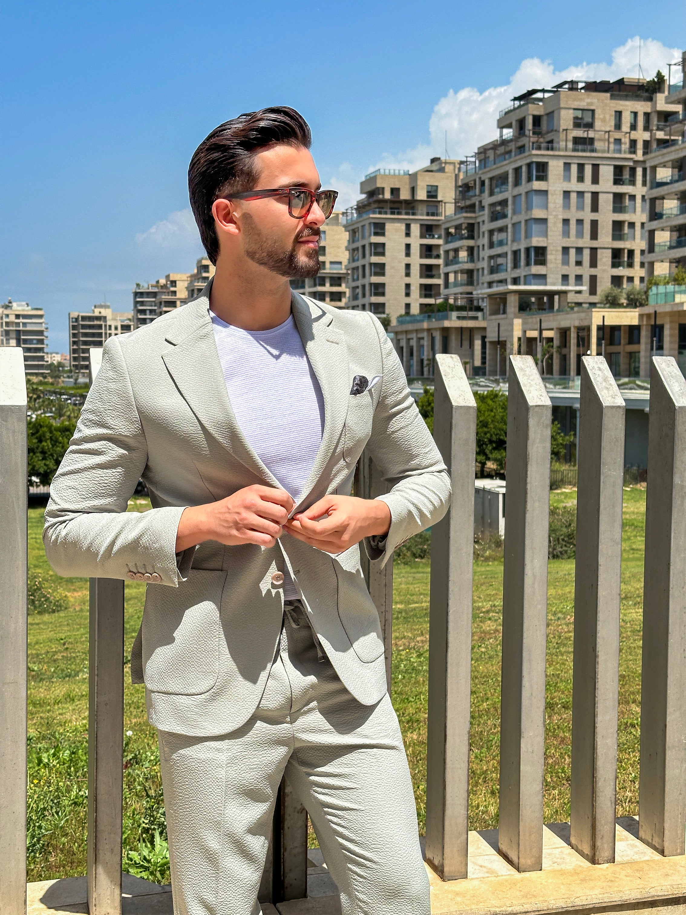 Light Olive Notch Lapel Travel Suit – 2-Piece