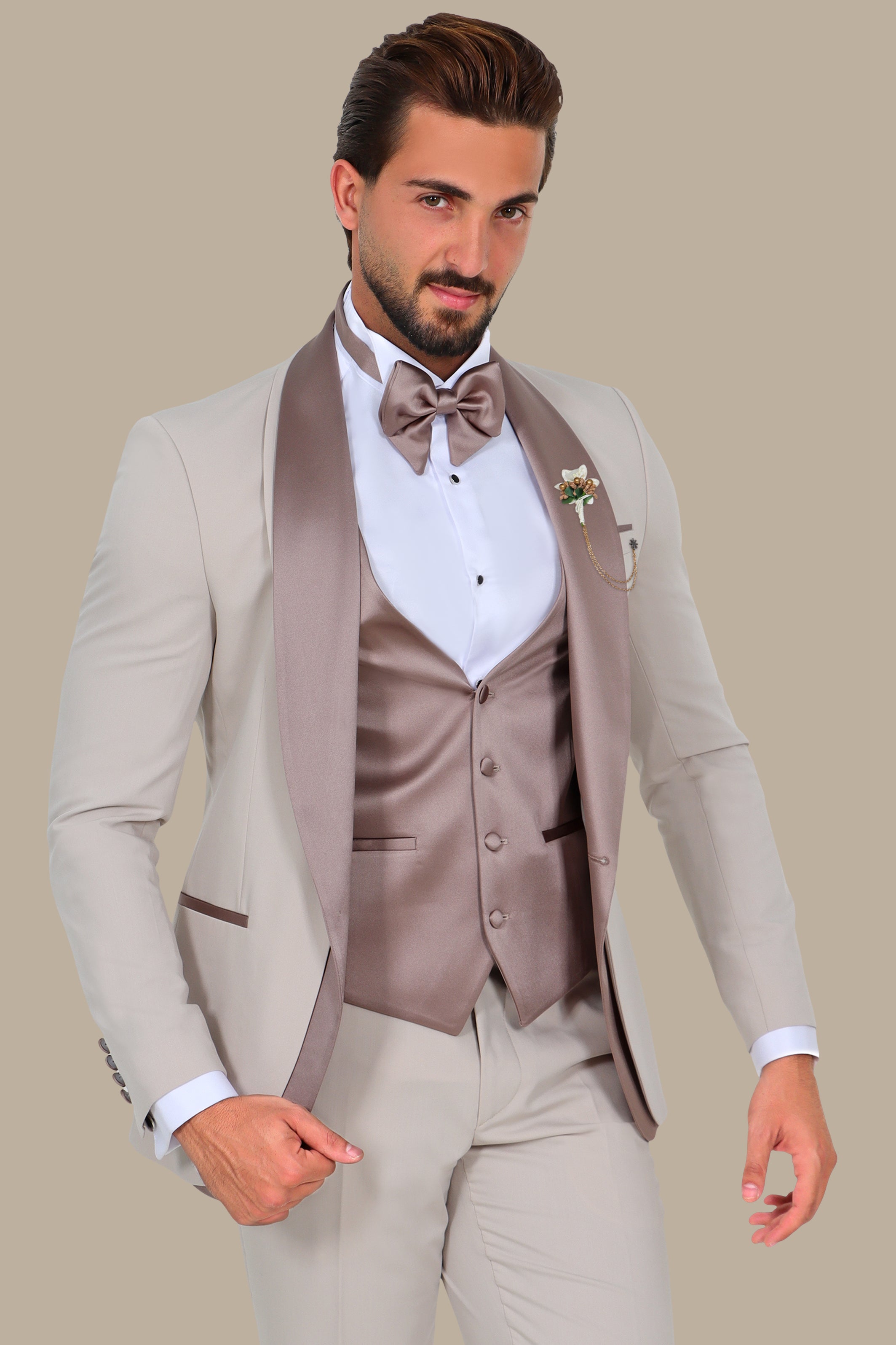 Light Beige Chal Collar Tuxedo 4pcs Double Collar Middle Satin Line