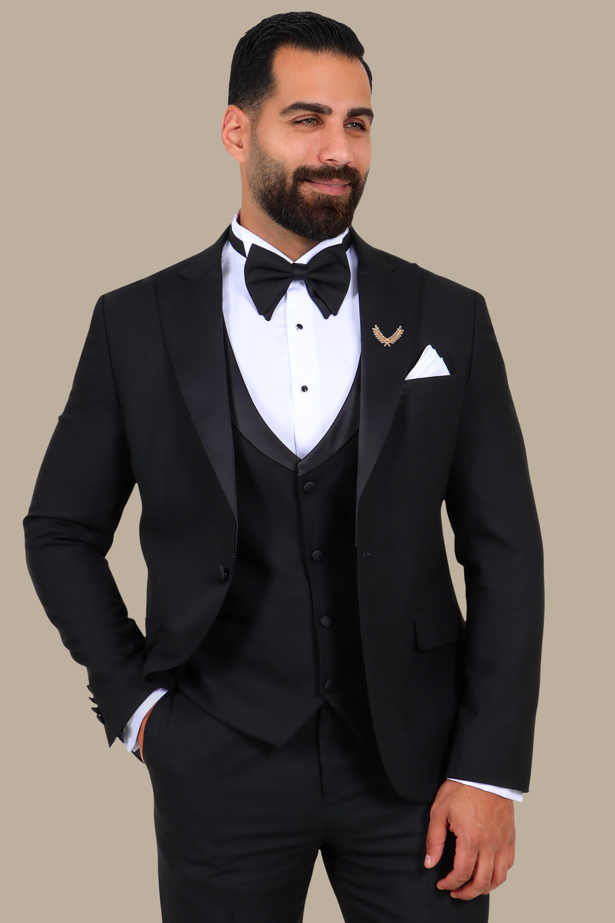 4-Piece Tuxedo Peak Lapel Plain Black