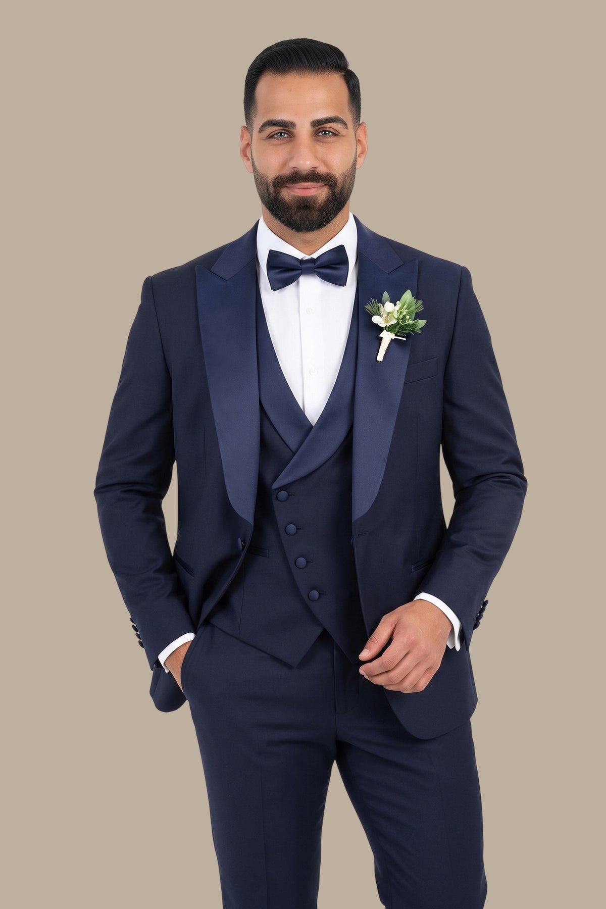 4-Piece Tuxedo Set with Chal Bord à Bord Collar