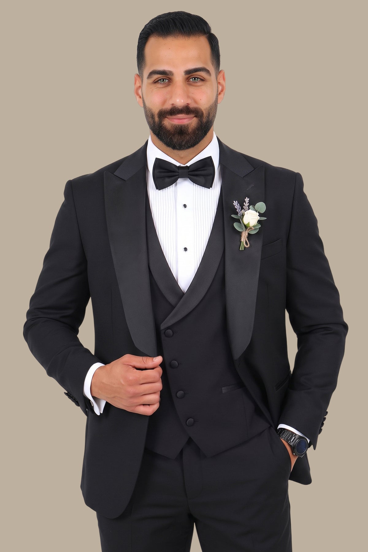 4-Piece Tuxedo Set with Chal Bord à Bord Collar