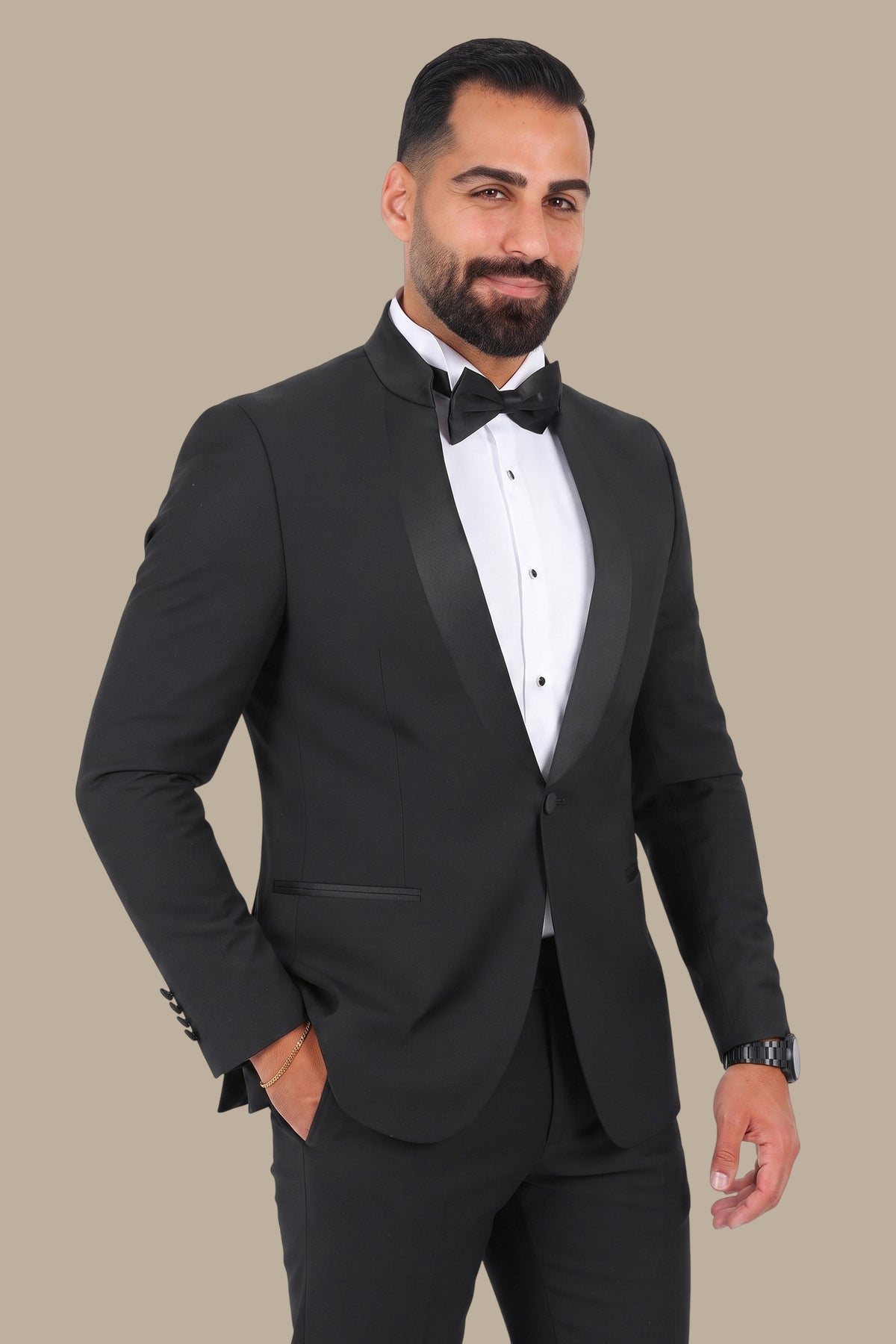 Col Mao Satin Tuxedo in Black