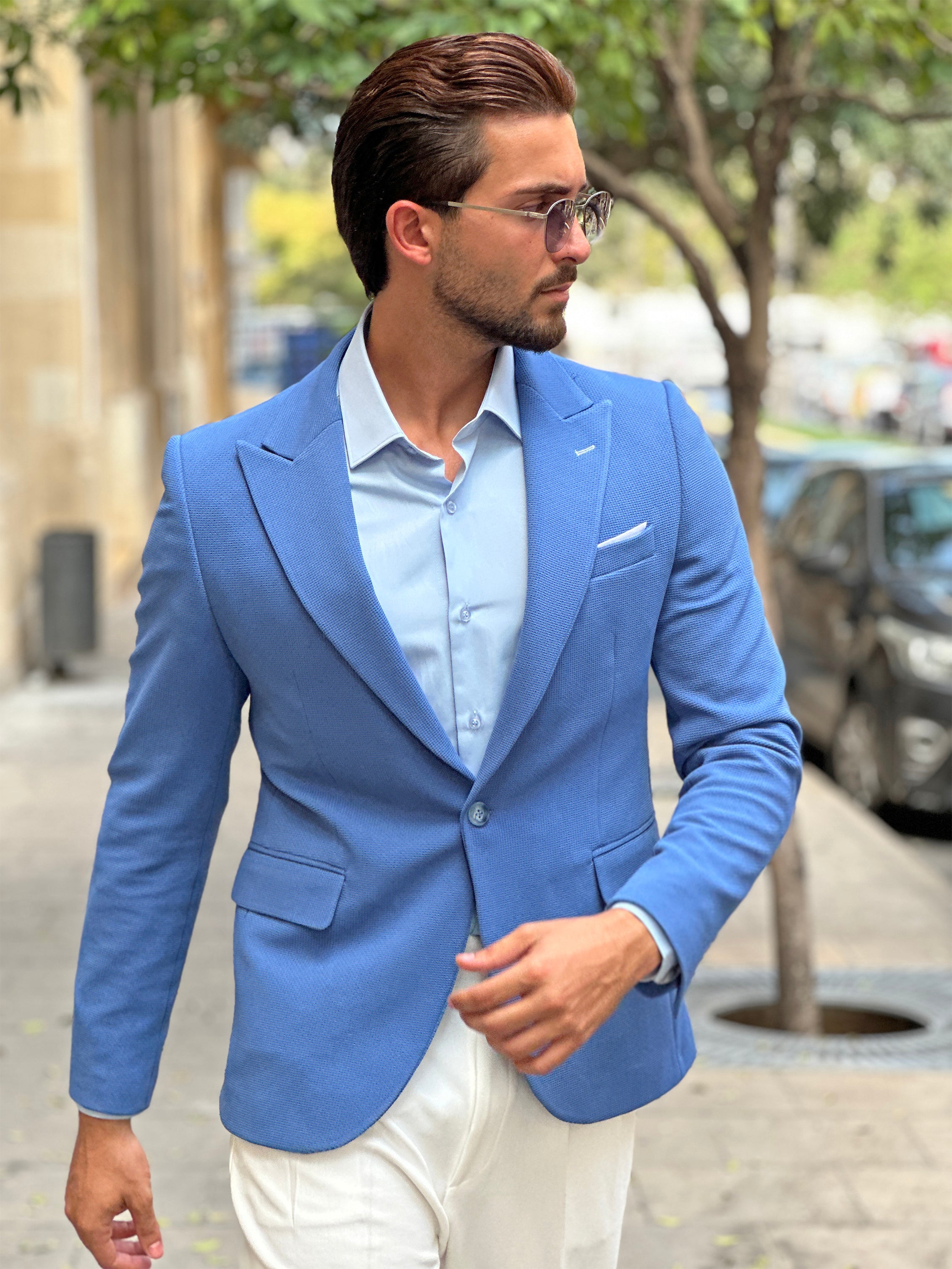 Blue Peak Precision: Structured Lapel Blazer