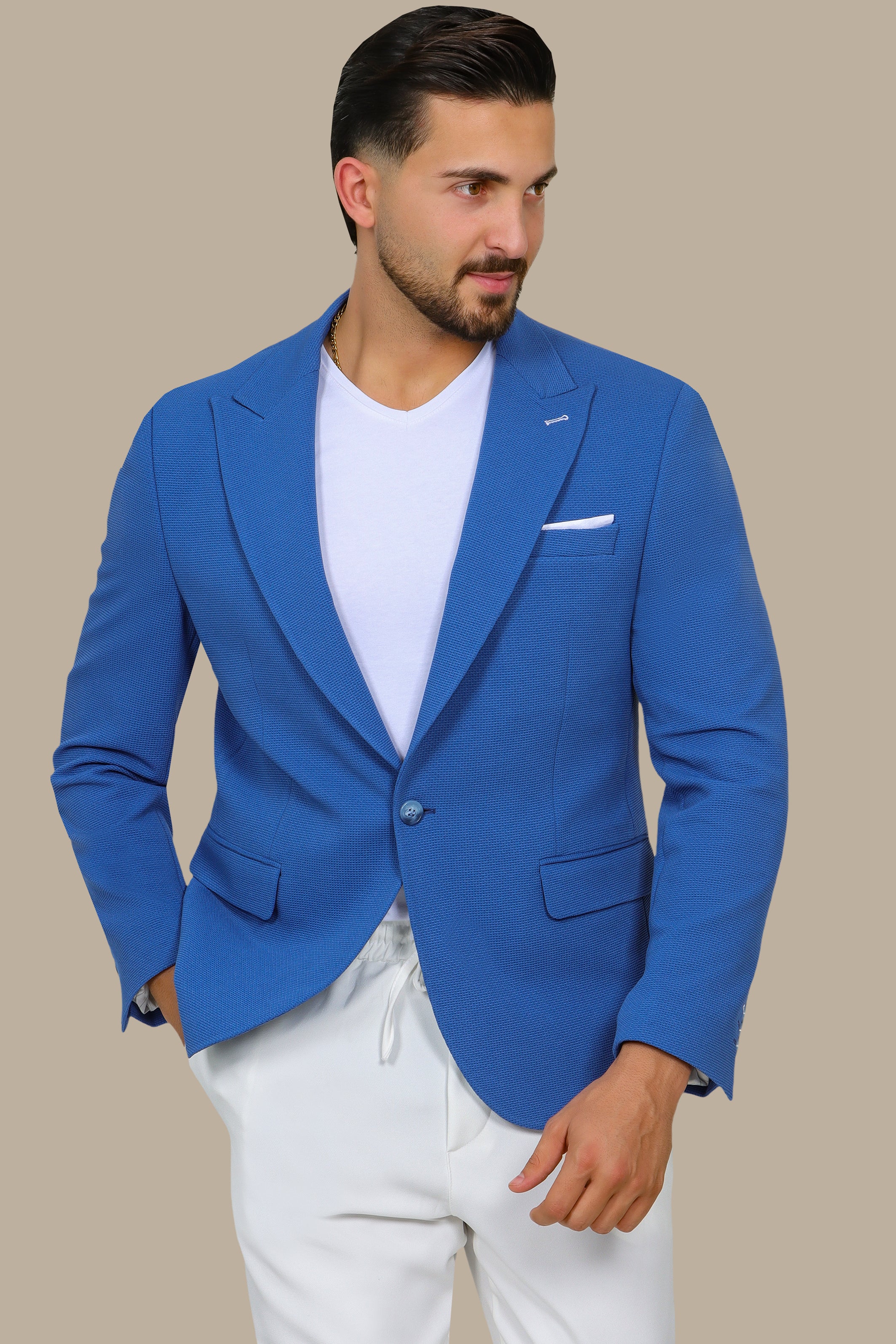 Blue Peak Precision: Structured Lapel Blazer