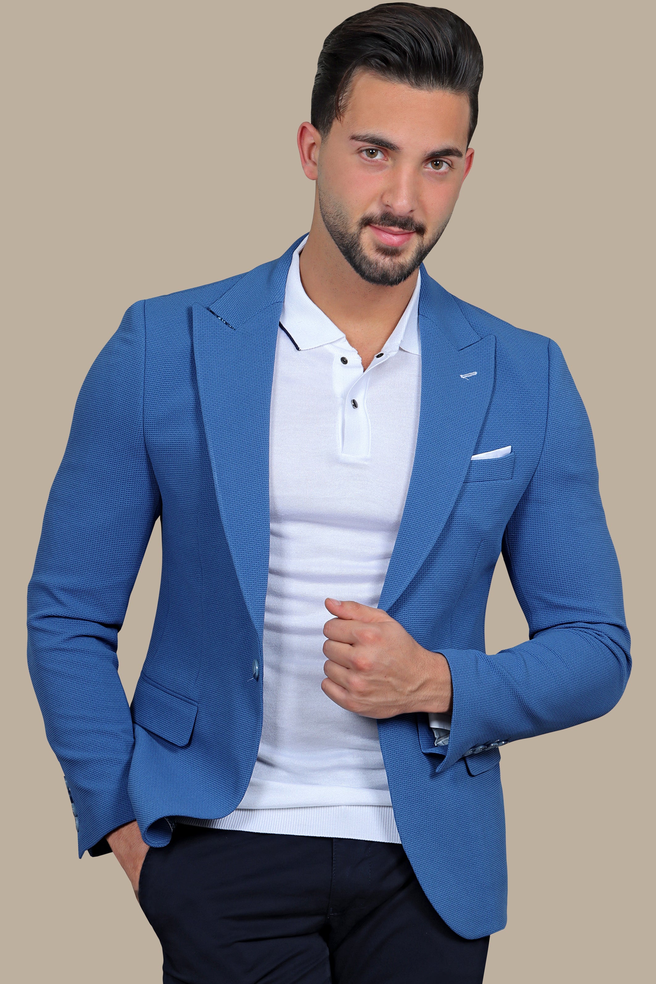Blue Peak Precision: Structured Lapel Blazer