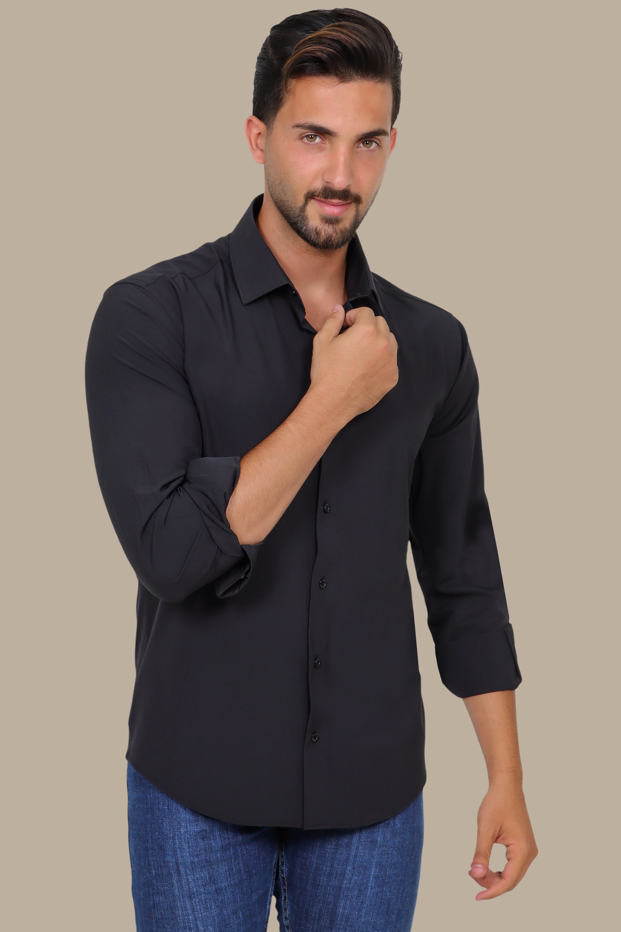 Black Poplin Slim Shirt with River Collar