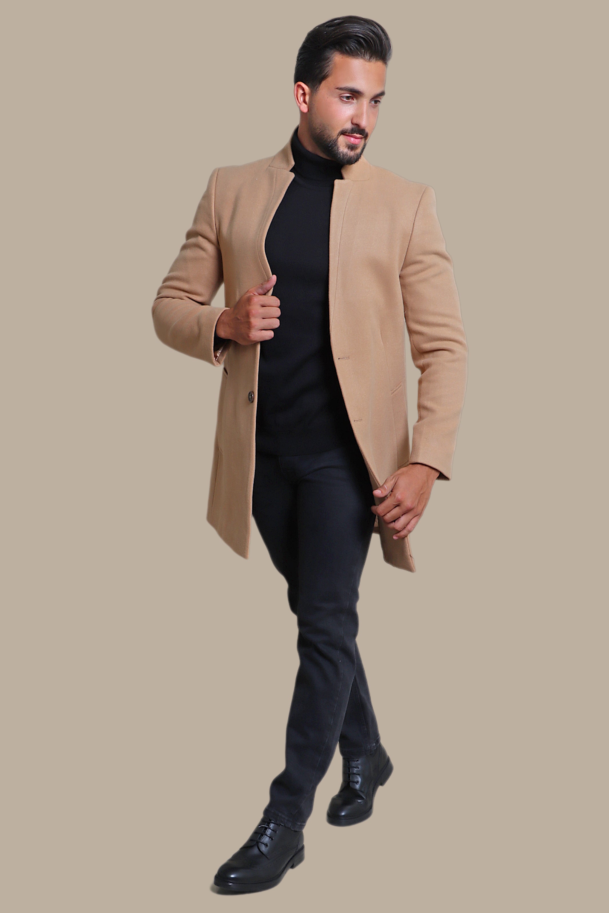 Timeless Beige Chic: The Classic Coat Col Mao in Neutral Elegance