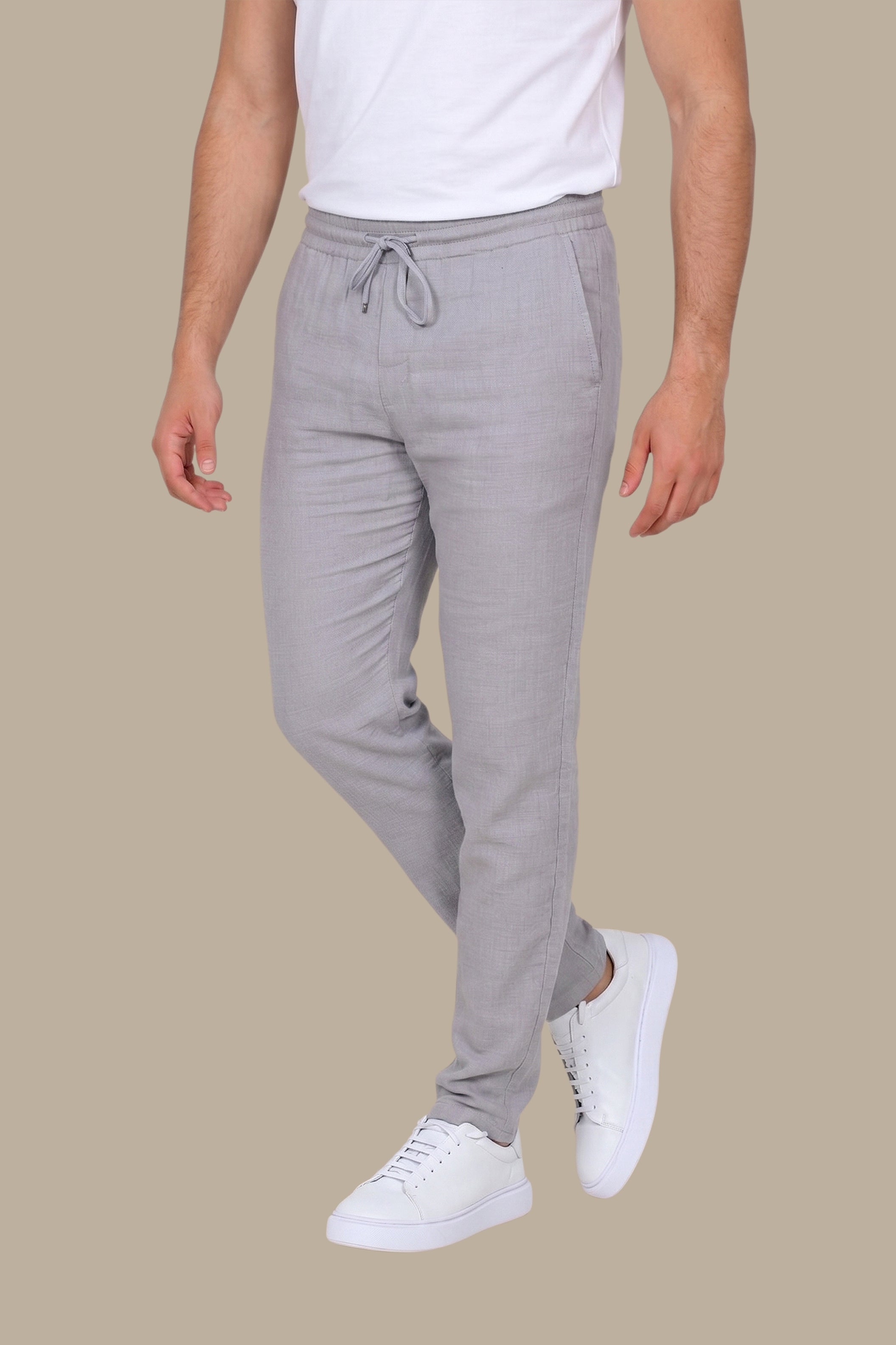 Sophisticated Fit: Slim-Fit Linen Pants in Light Grey