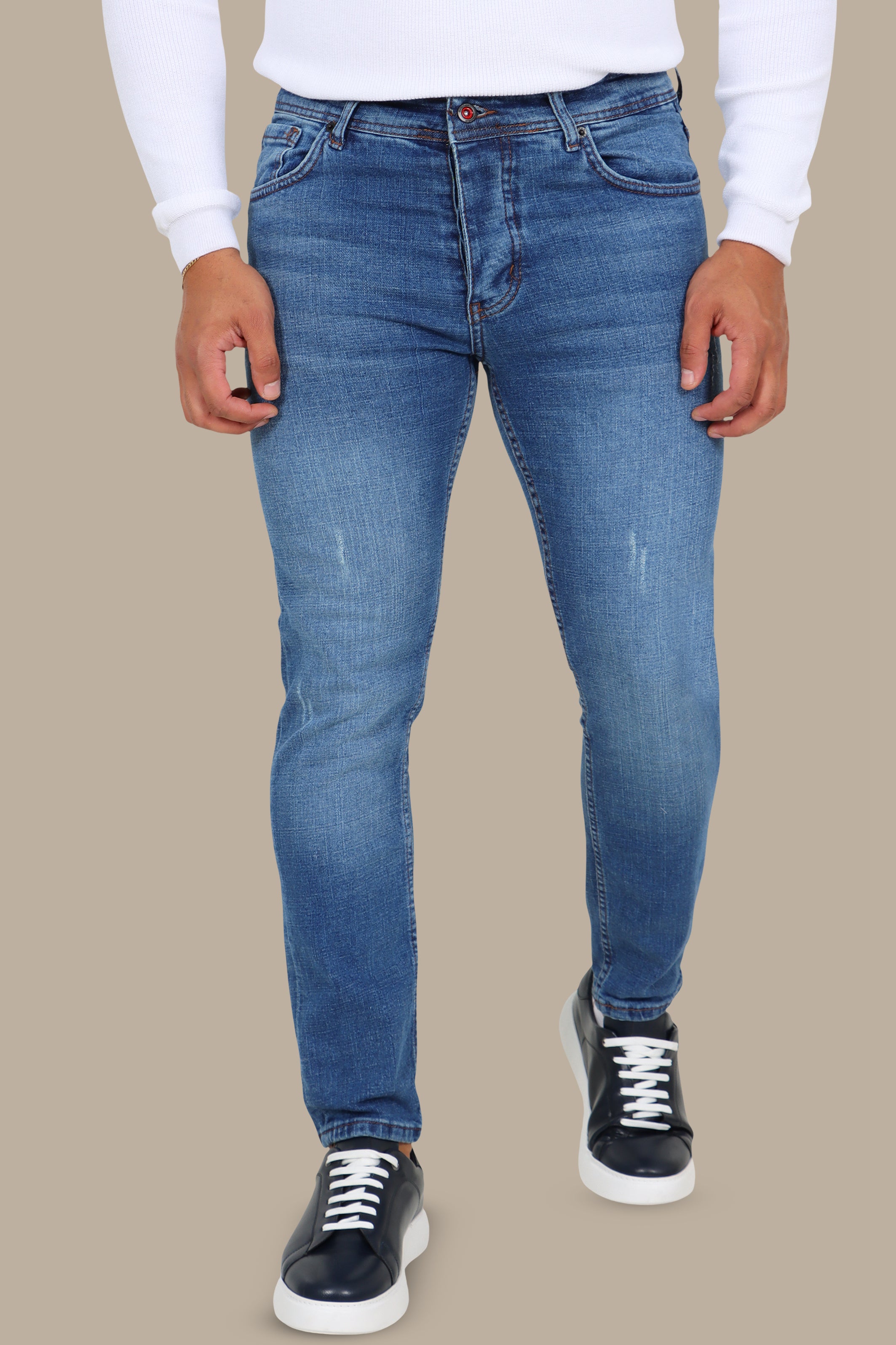 Washed Slim Fit Jeans in Light Blue