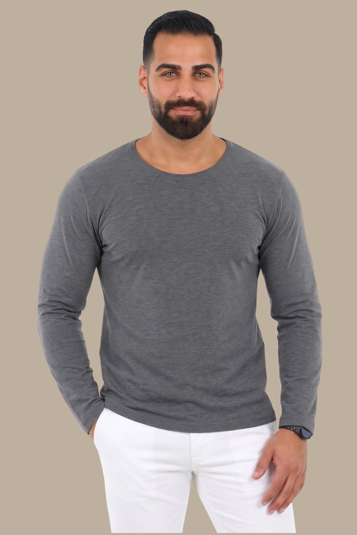 Essential Long Sleeve T-Shirt
