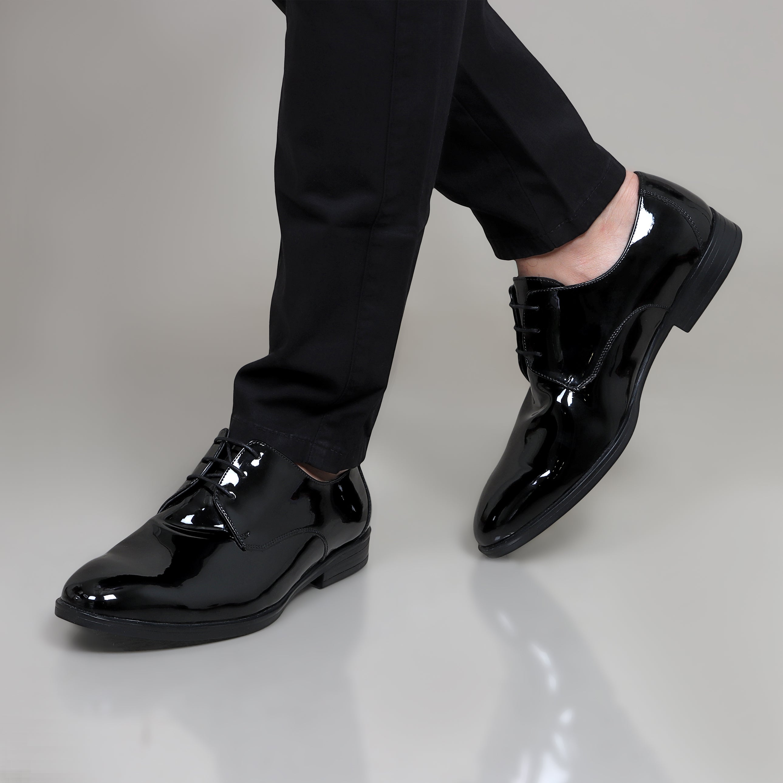 Midnight Elegance: Black Shiny Tuxedo Shoes