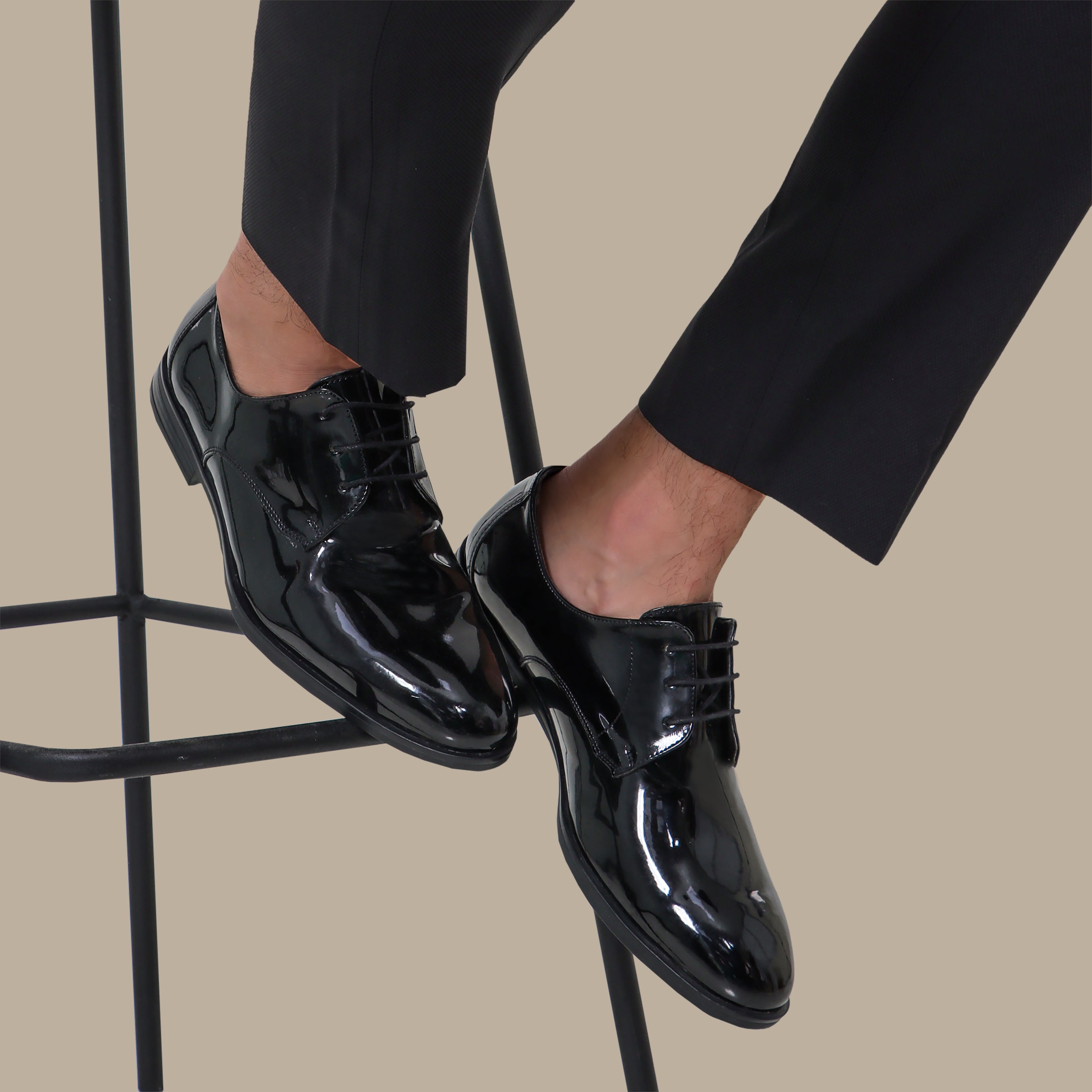 Tuxedo Shoes – Classic Shiny Finish