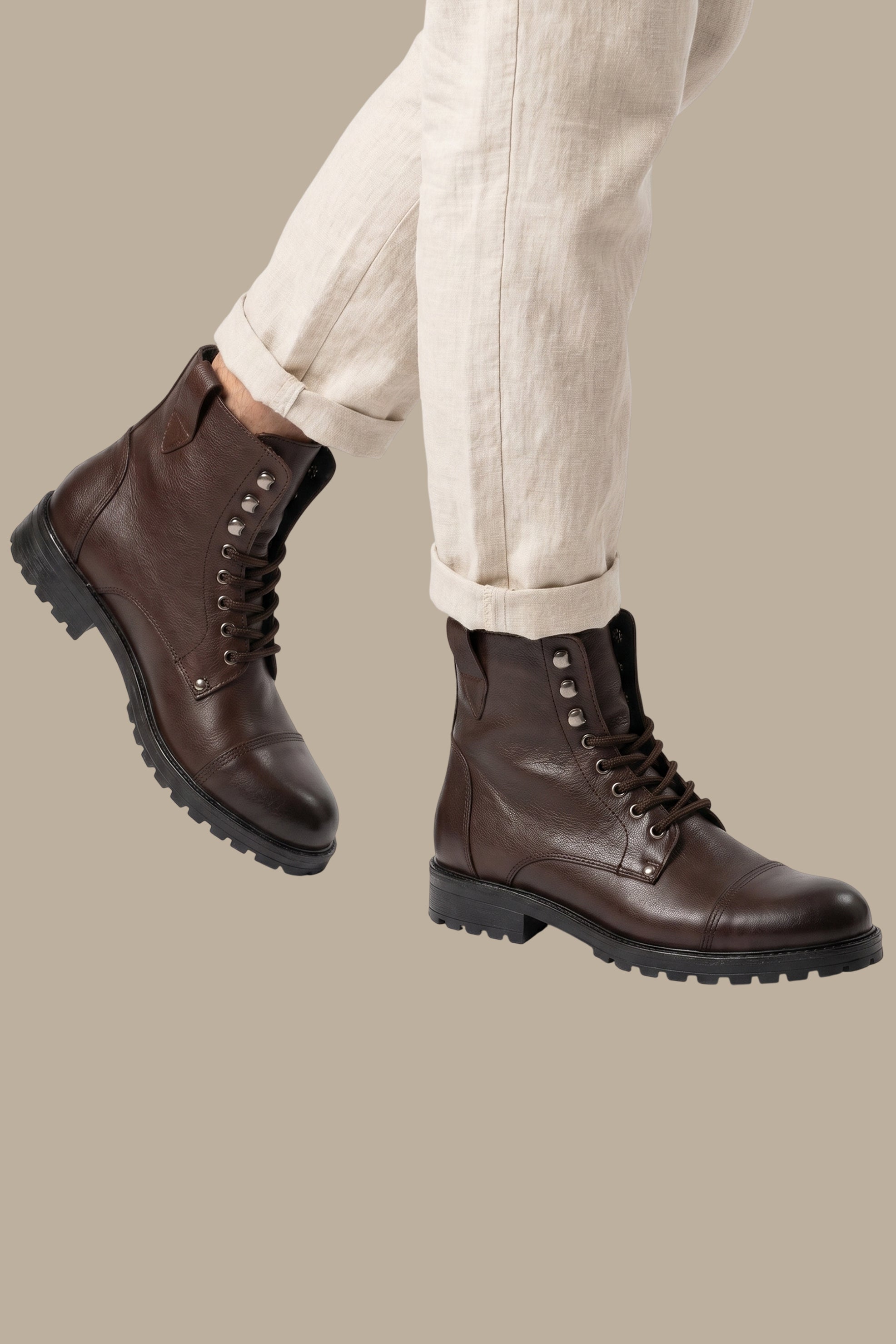 Brown Classic Lace-Up Boots
