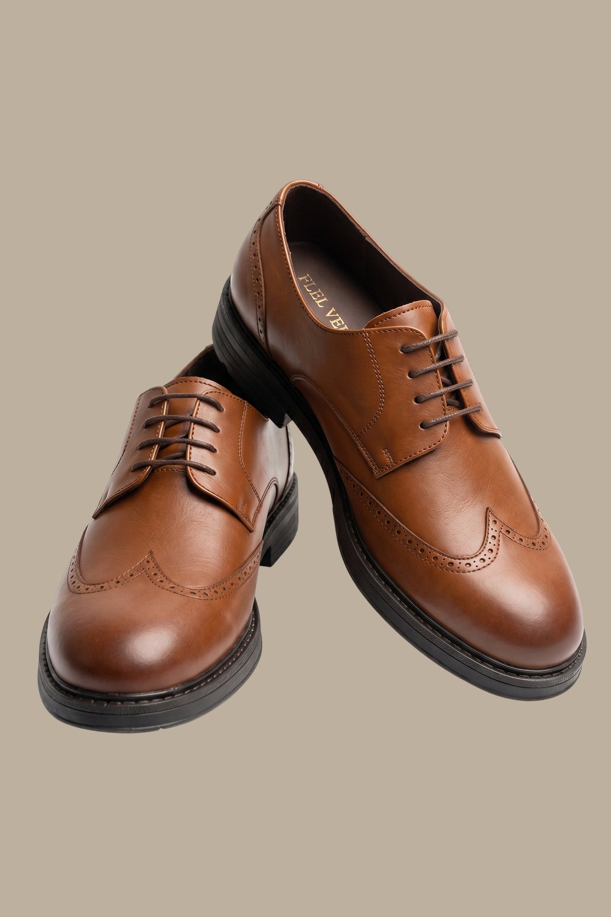Smart English in Havane Leather