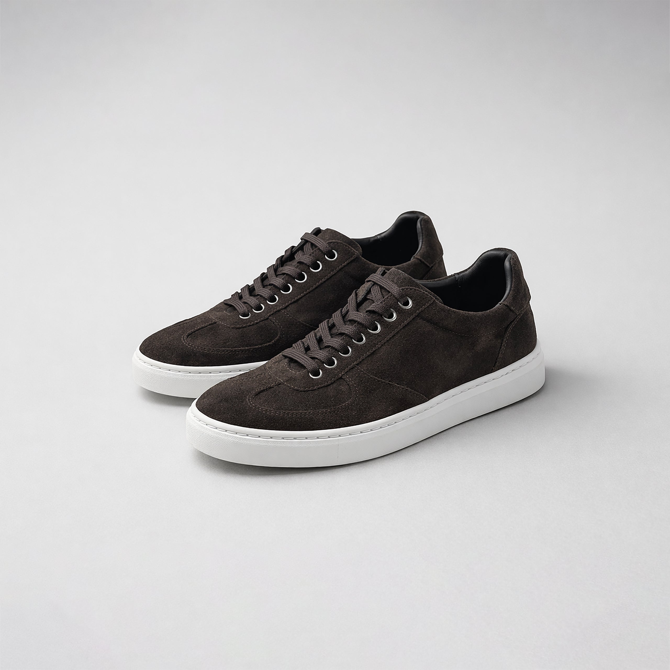 Retro Suede Trainer – Brown