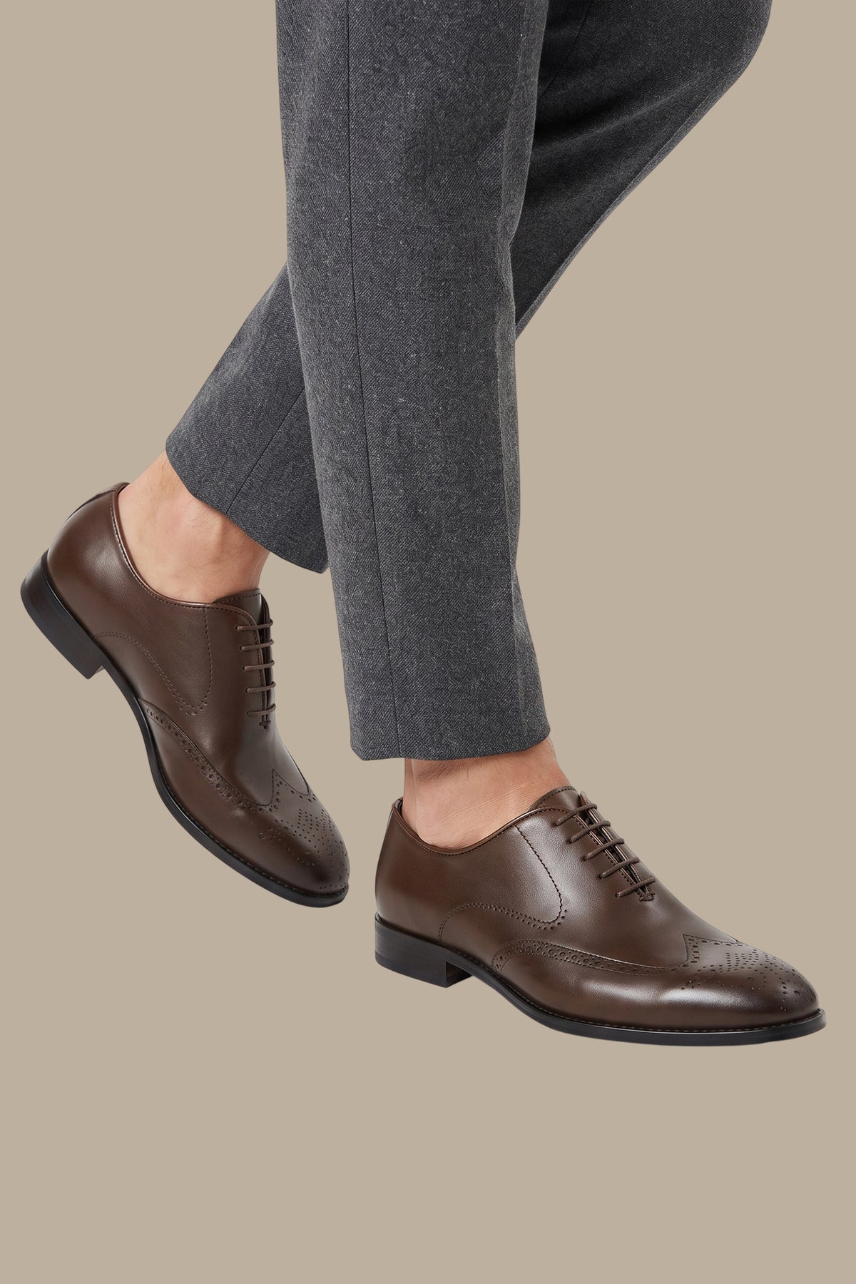 Classic Leather Wingtip Oxford Shoes