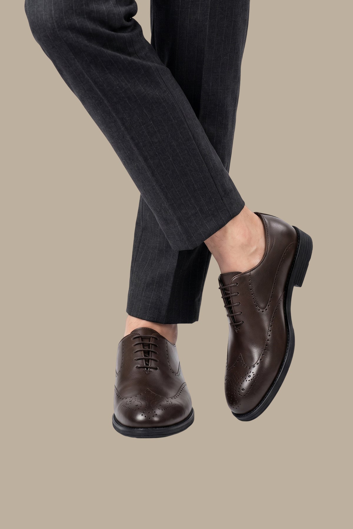 Classic Leather Wingtip Oxford Shoes