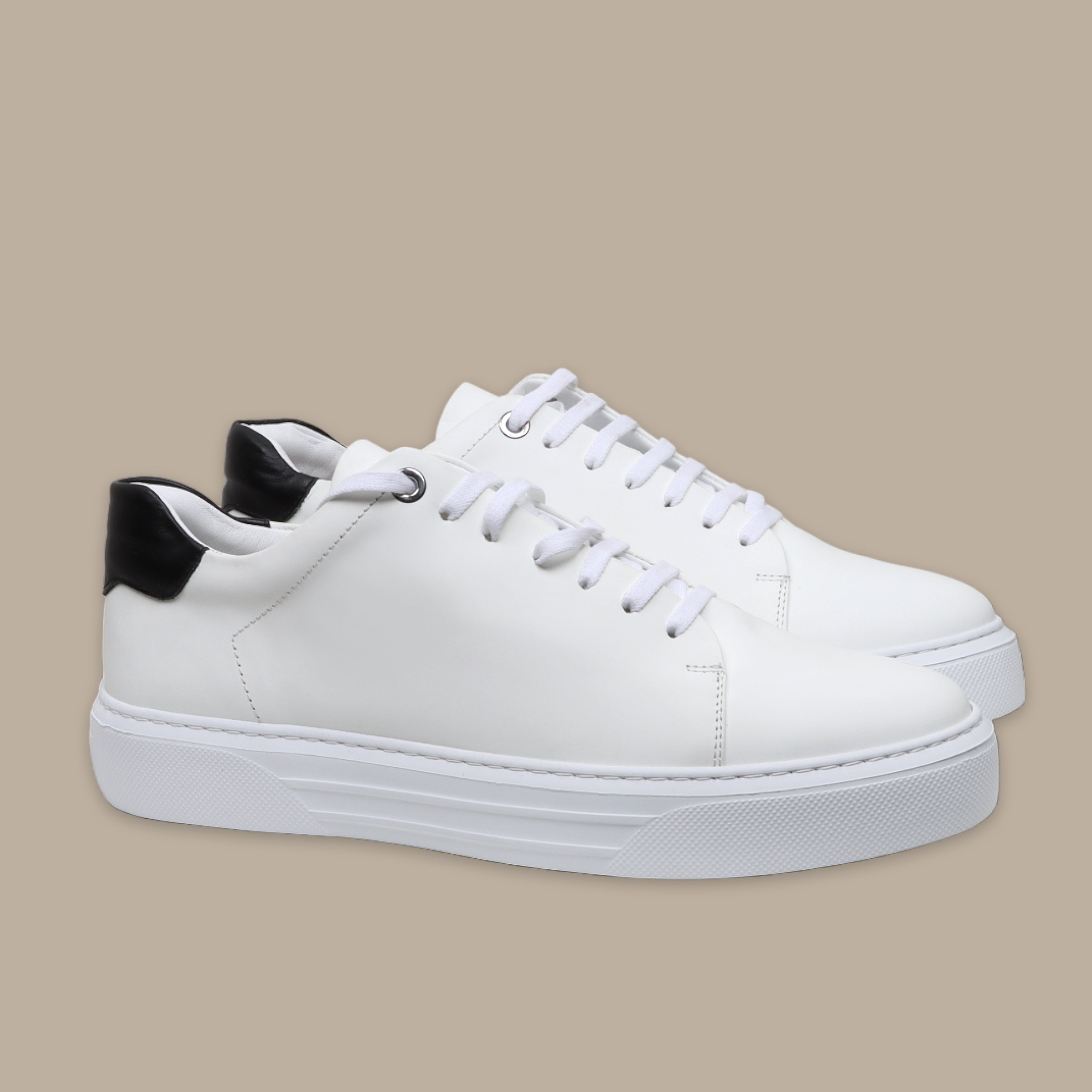 White Alexander Basic Sneakers