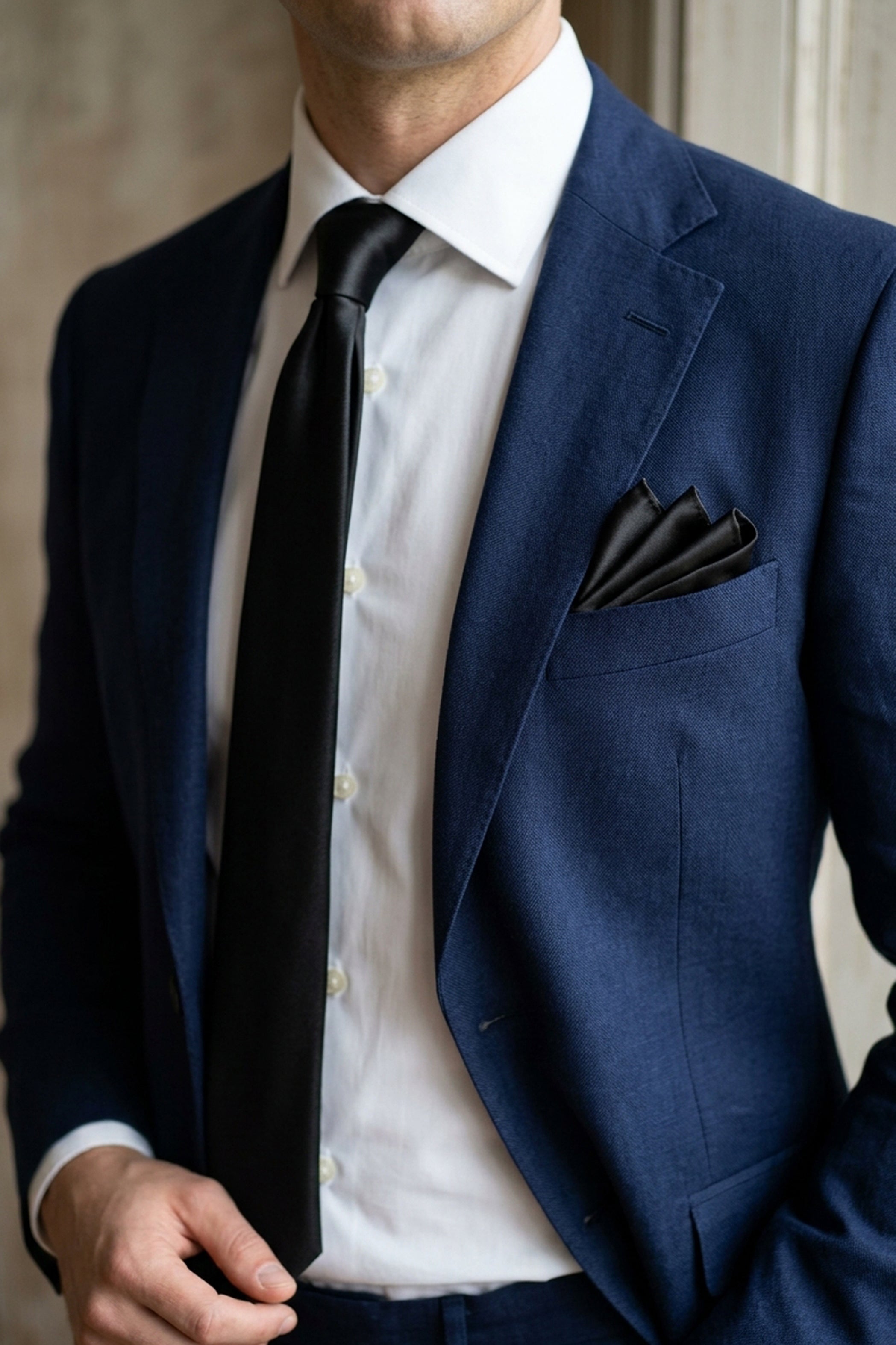 Black Structured Plain Pocket Square