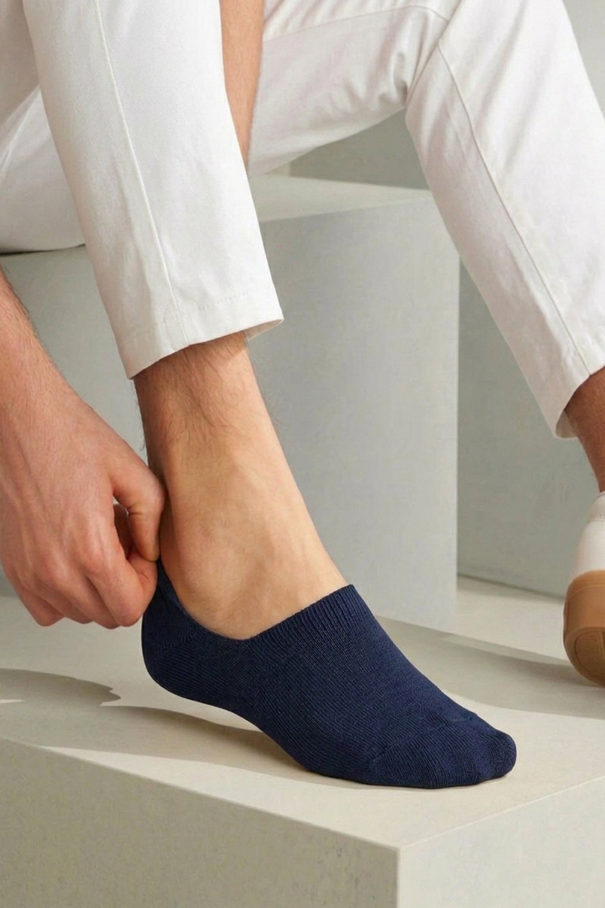 Navy Invisible Basic Socks