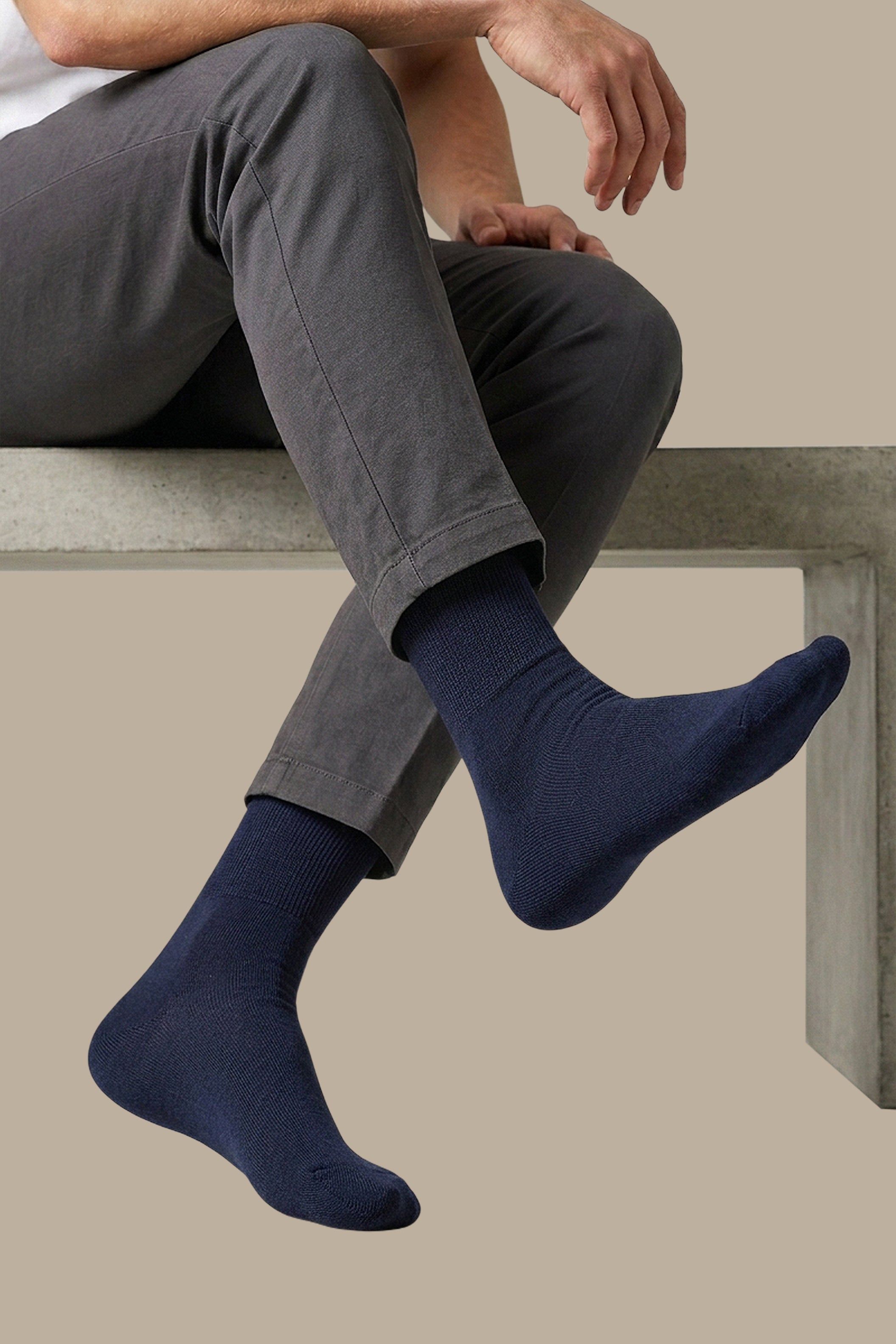Navy D'Écosse Socks