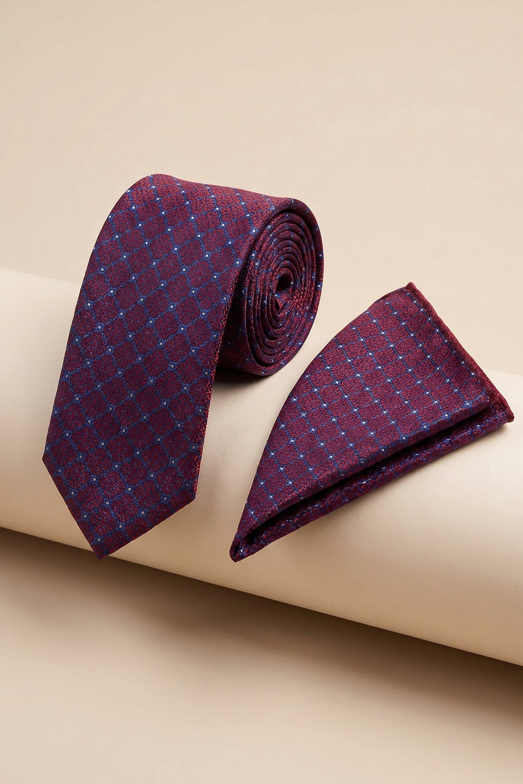 Red Slim Tie with Navy Star Pattern – 2-Piece Set