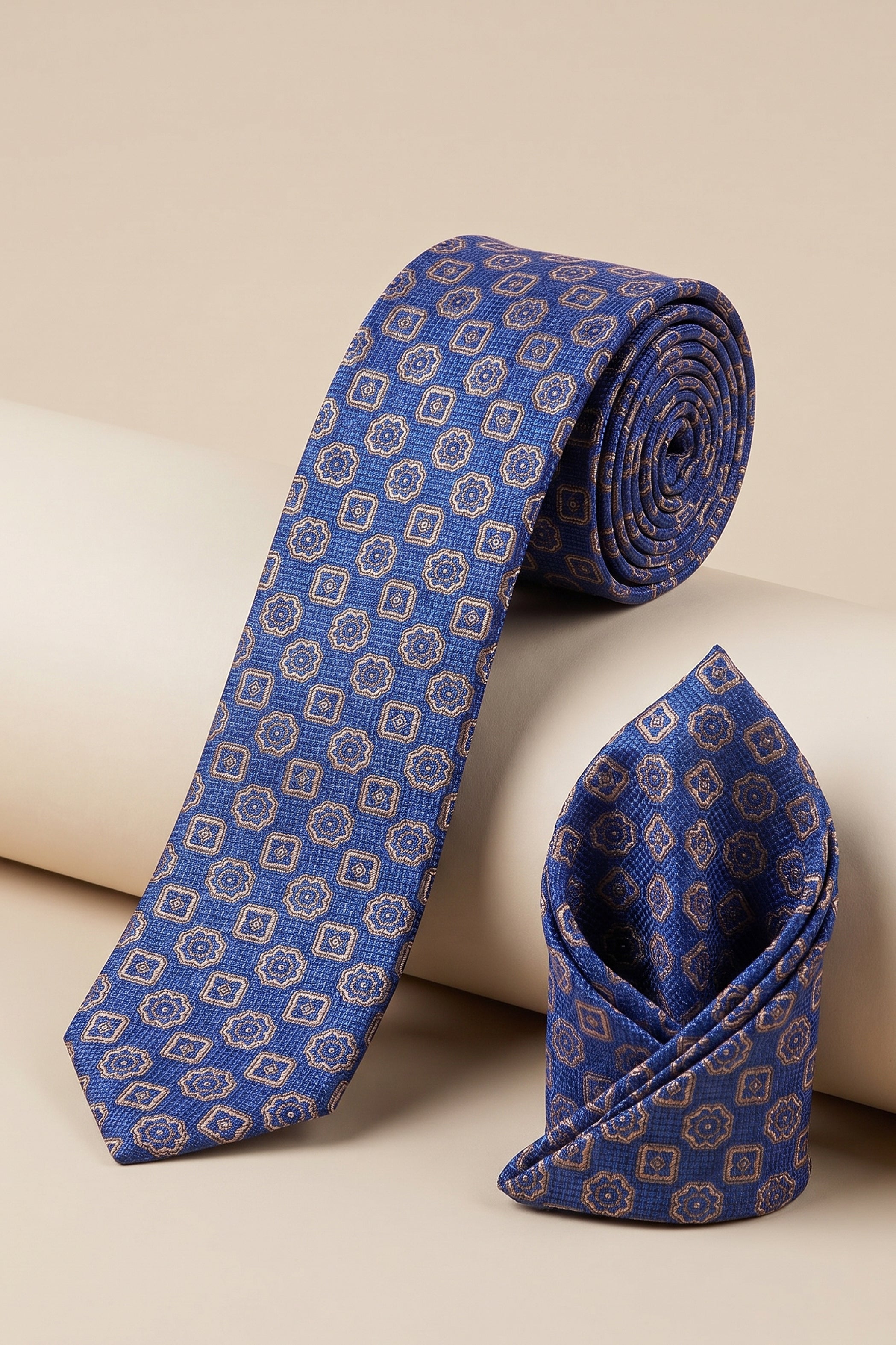 Navy Slim Tie with Beige Vintage Pattern – 2-Piece Set