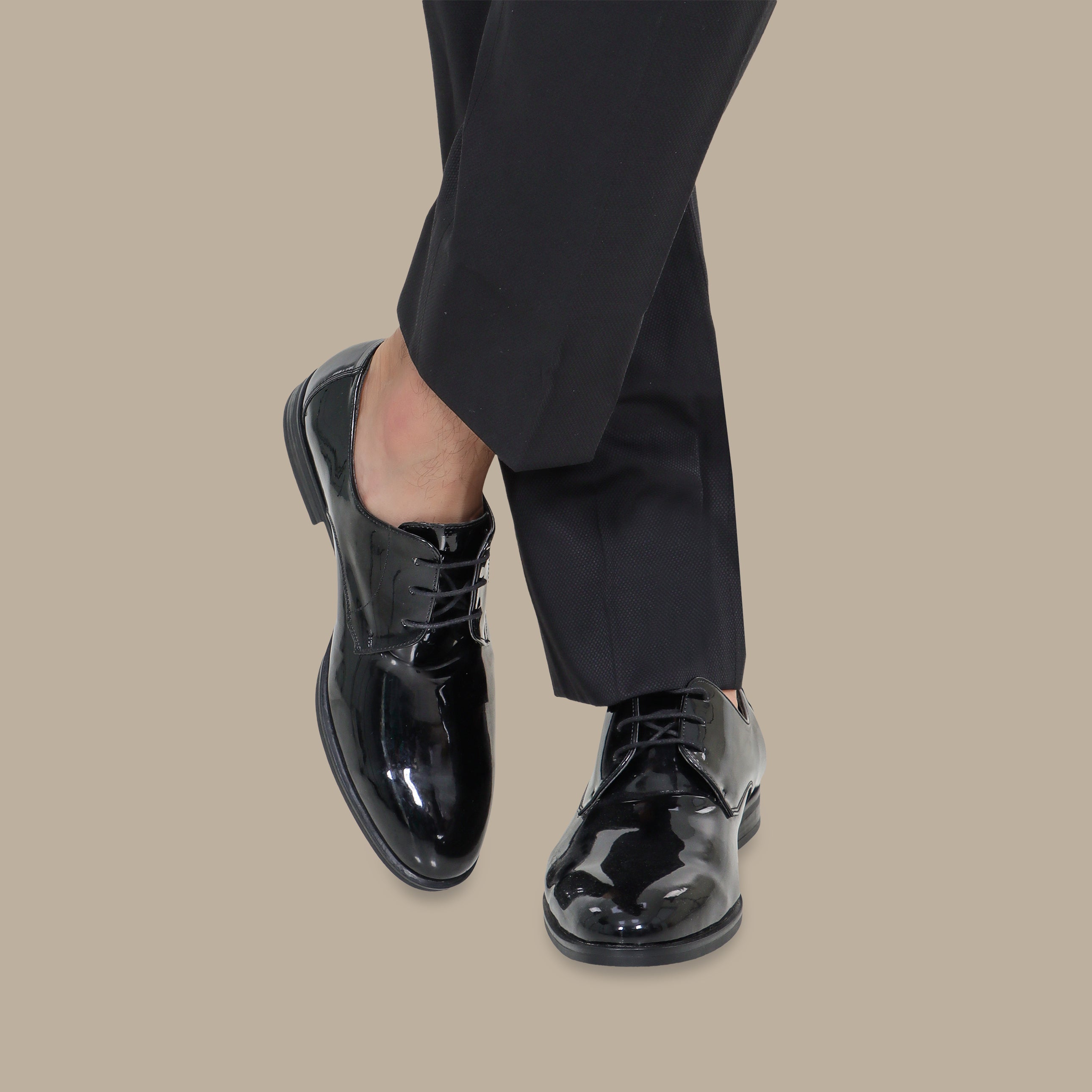 Tuxedo Shoes – Classic Shiny Finish