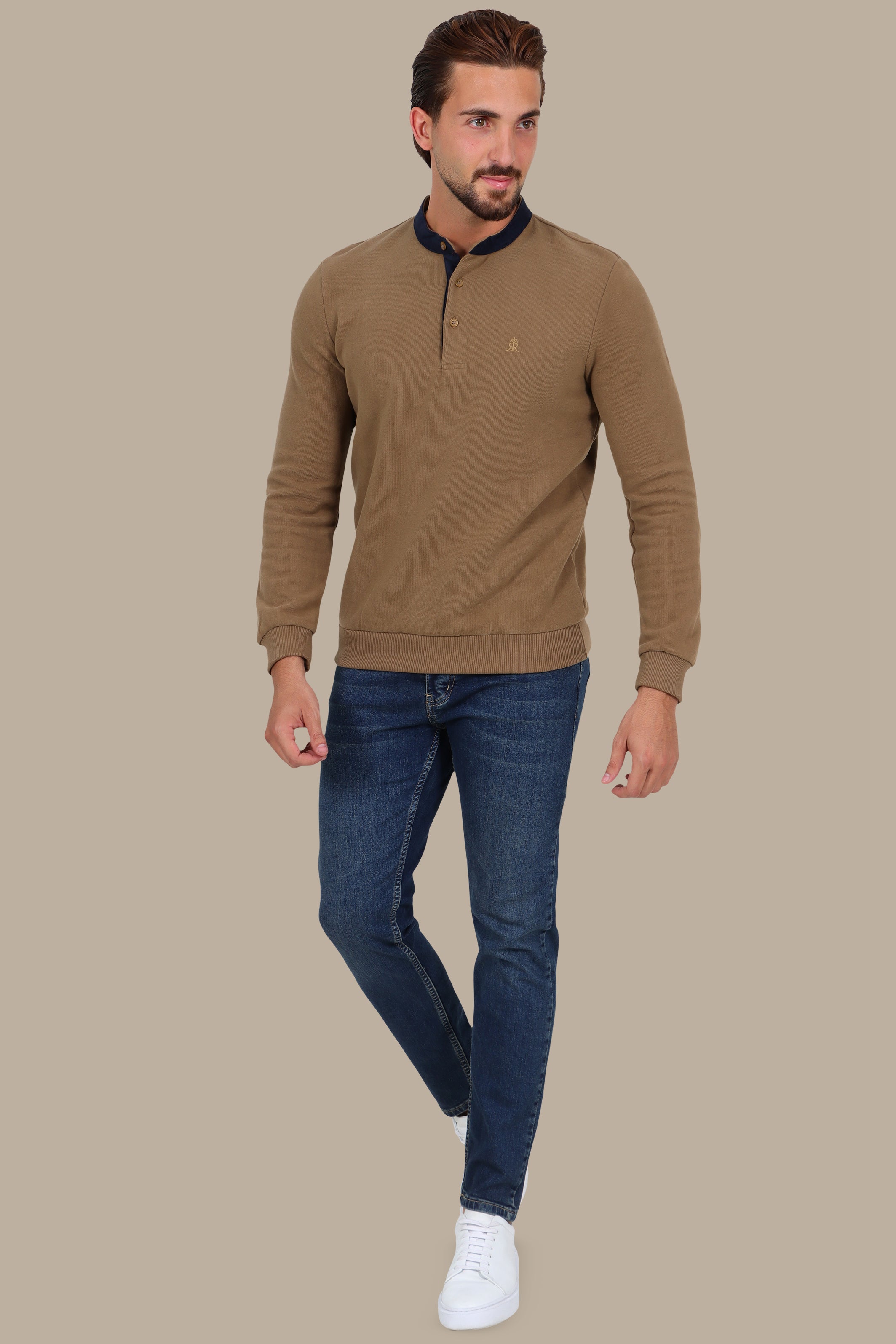 Long-Sleeve Mao Collar Velvet Polo with Brim in Beige