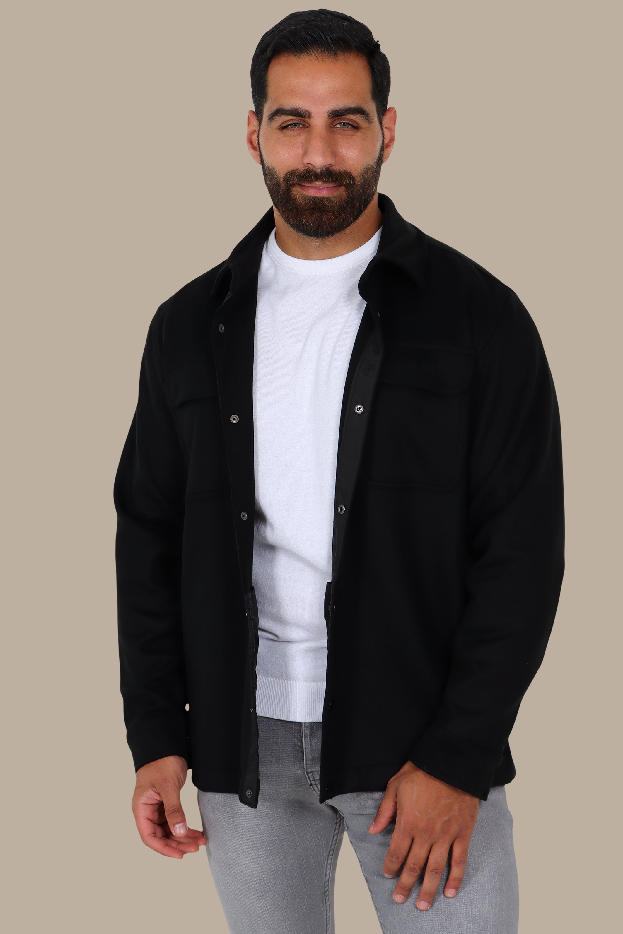 Black Jacket Comfort with Dual Flap Pockets: The Ultimate Style and Utility