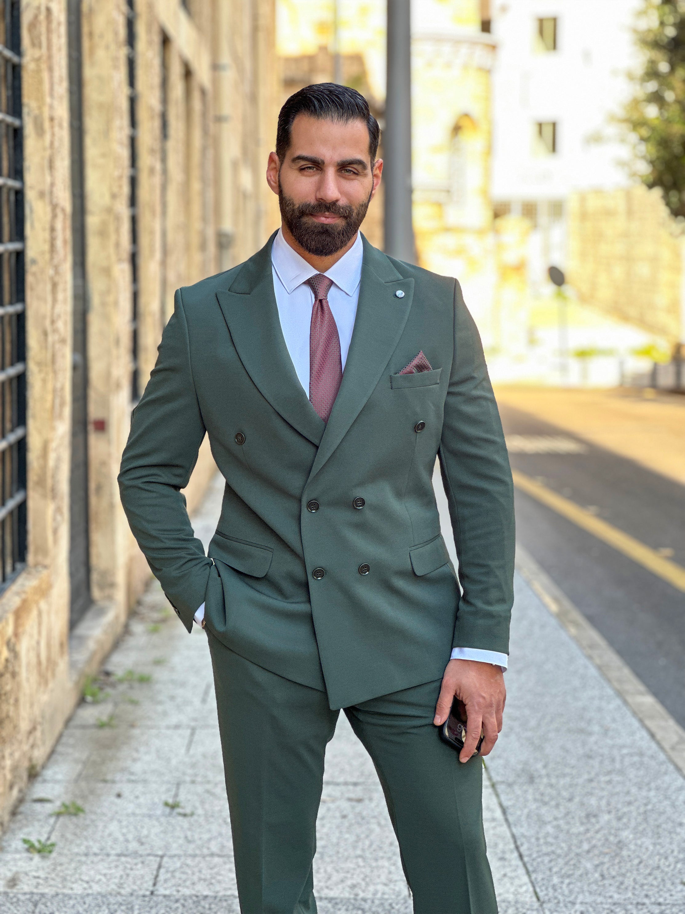 Green Double-Breasted Suit with Diamond Pattern