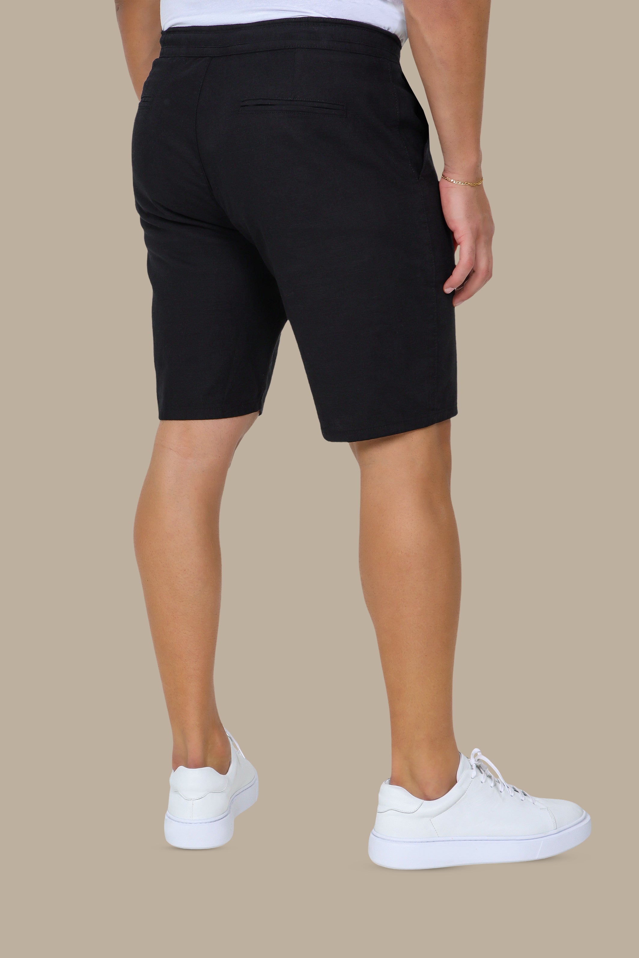 Timeless Chic: Short Linen Basic Black