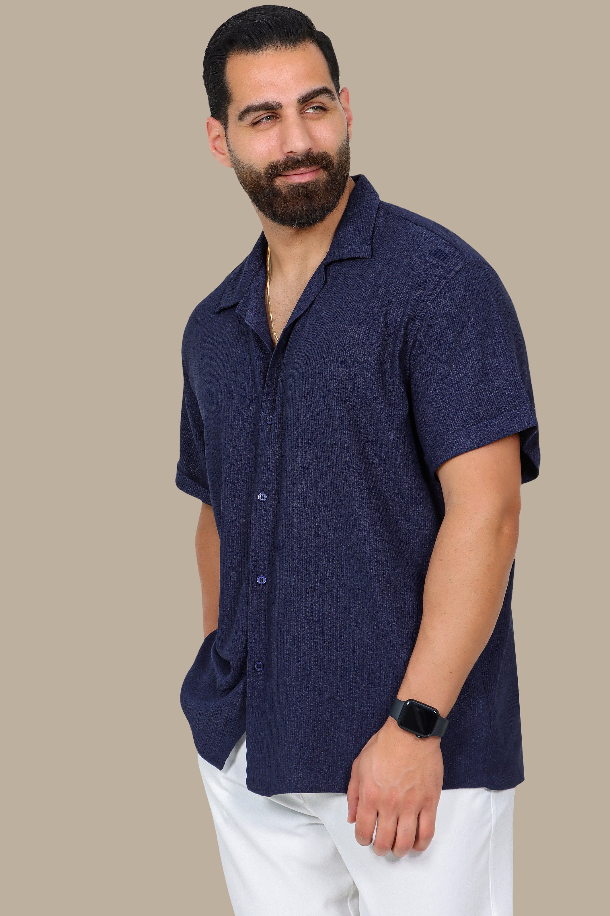 Kendall Classic: Short-Sleeve Regular Fit Shirt in Navy