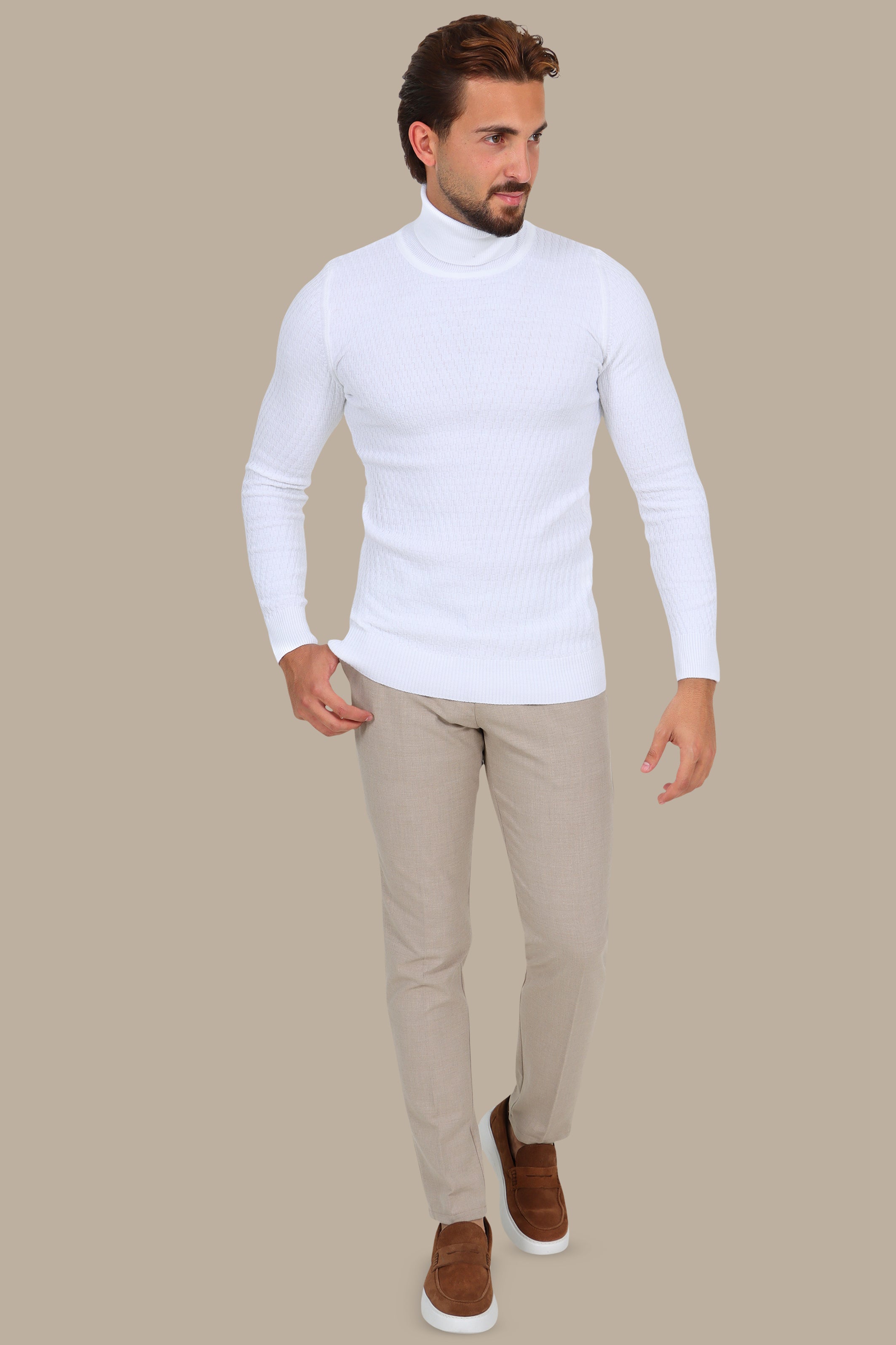 V-Cut Turtleneck Dogtooth Pattern White