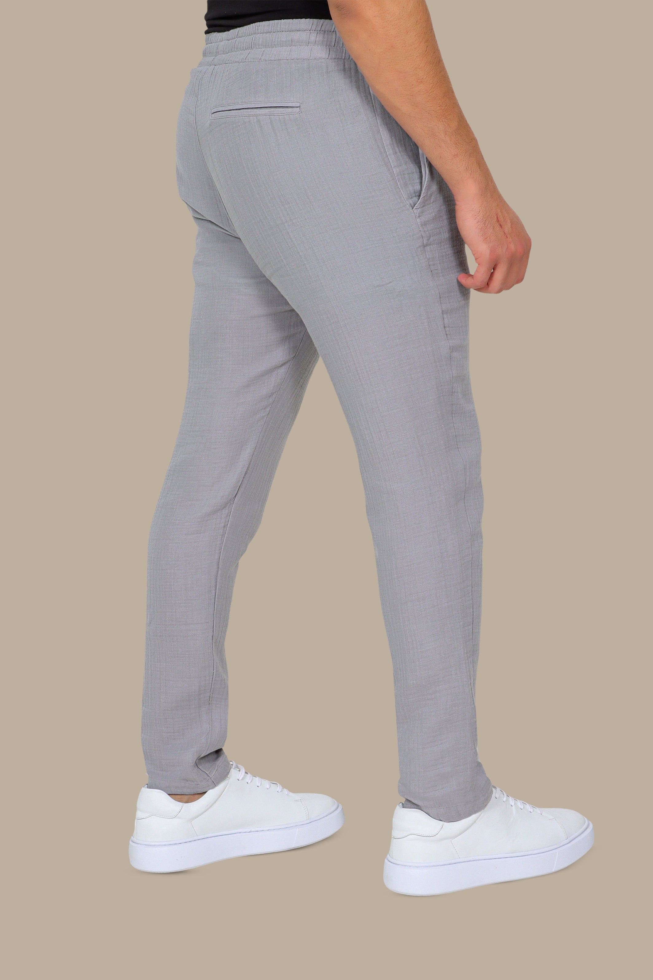 Sophisticated Fit: Slim-Fit Linen Pants in Light Grey