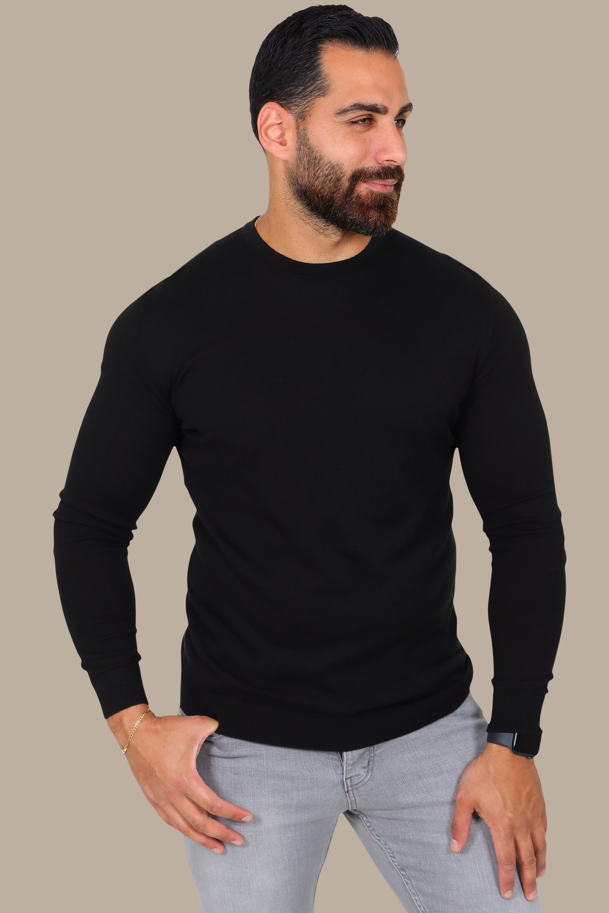 Black Classic: Round Neck Basic Sweater