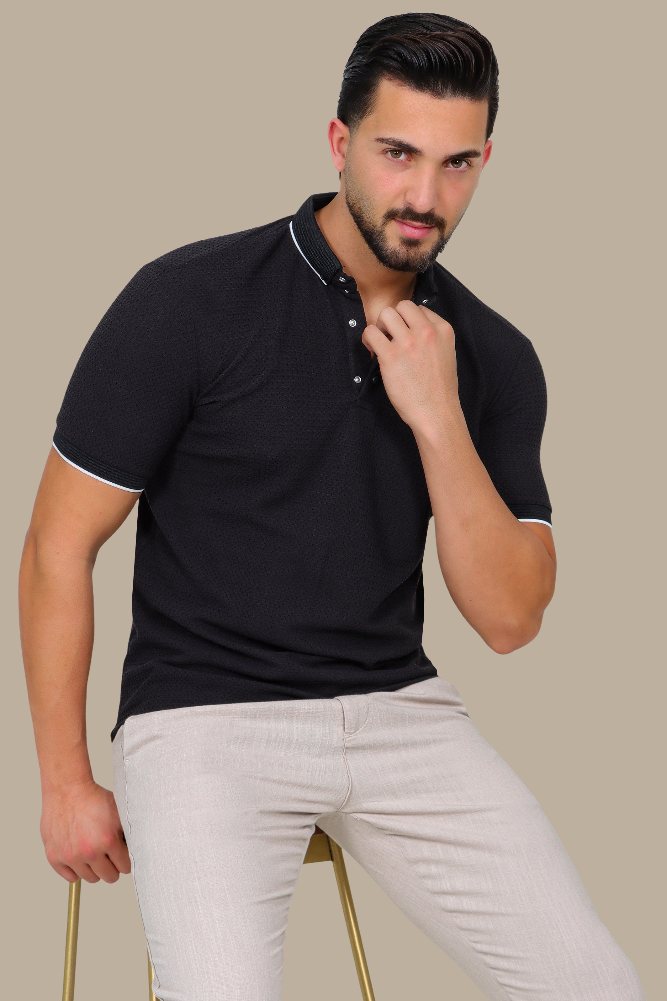 Button-Down Short Sleeve Polo in Breathable Fabric