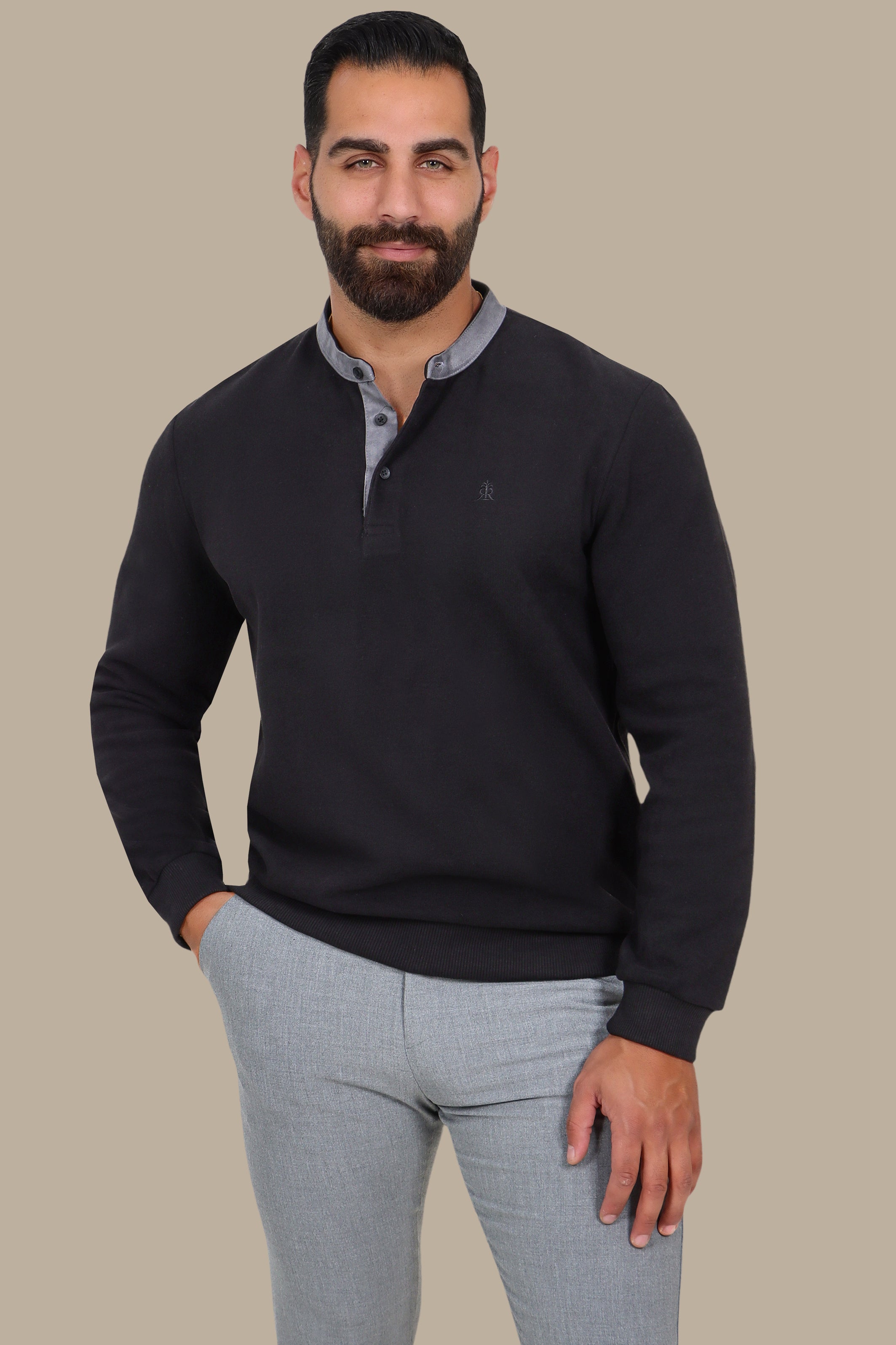 Velvet Long-Sleeve Polo with Col Mao – Black Brim