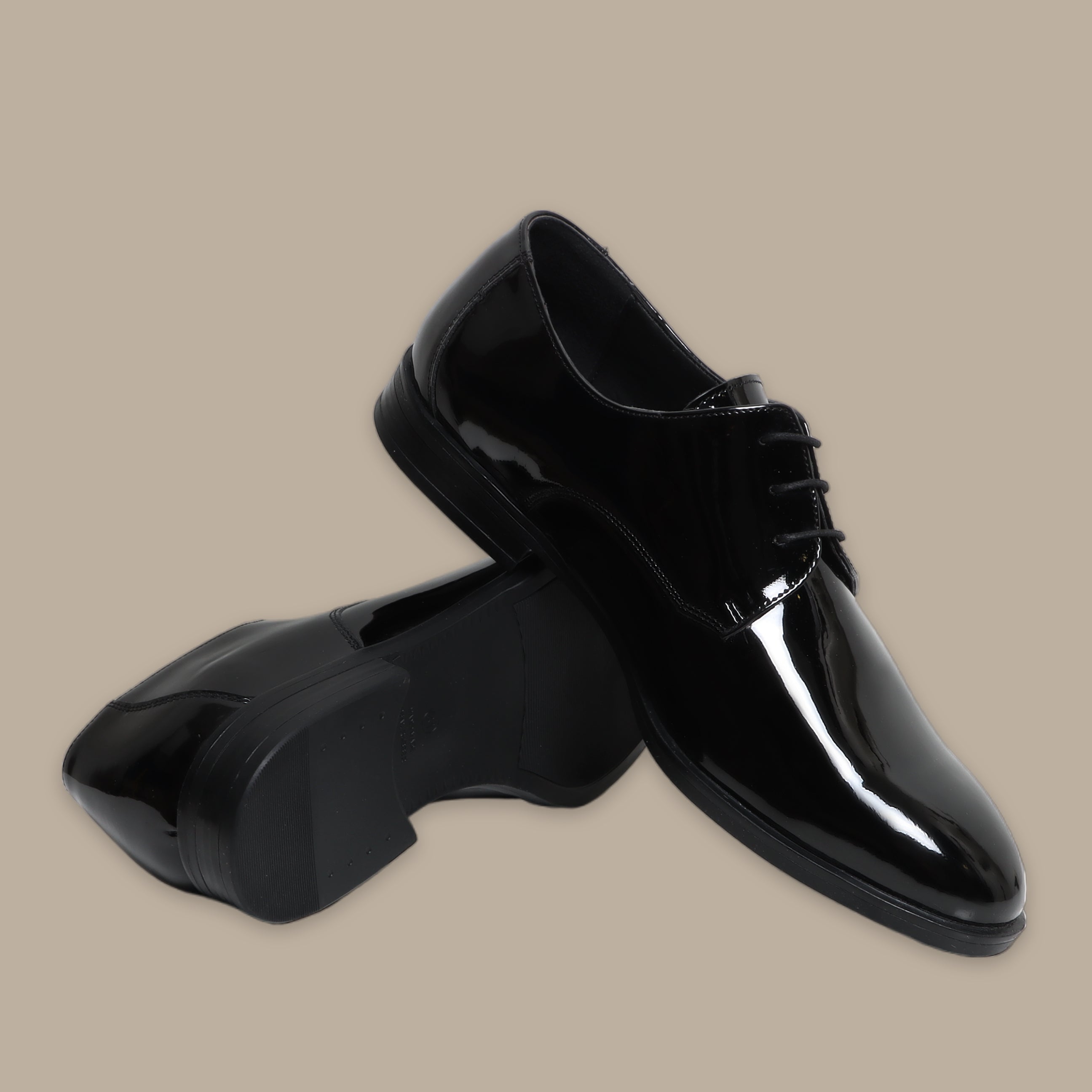 Midnight Elegance: Black Shiny Tuxedo Shoes