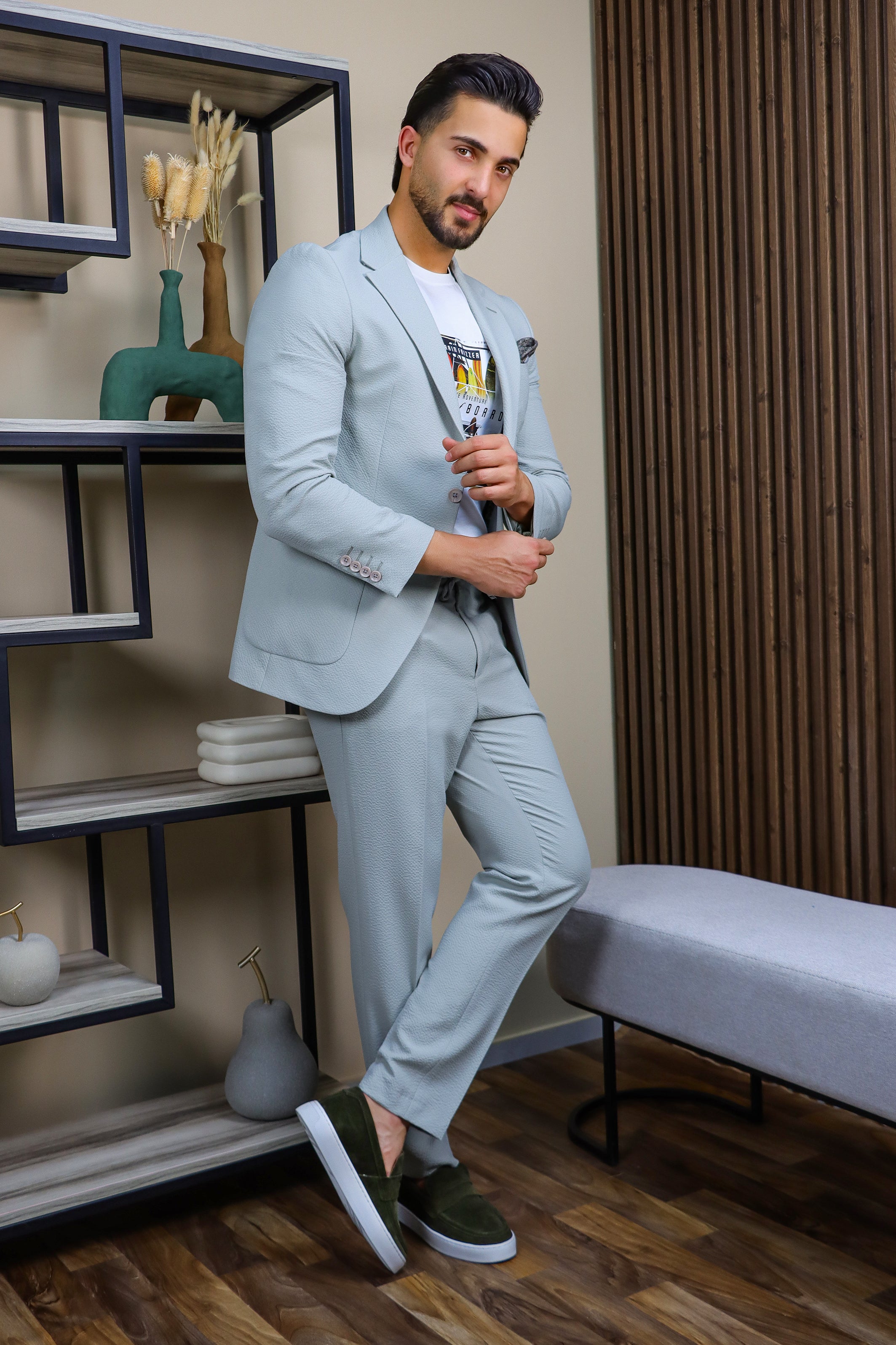 Light Olive Notch Lapel Travel Suit – 2-Piece