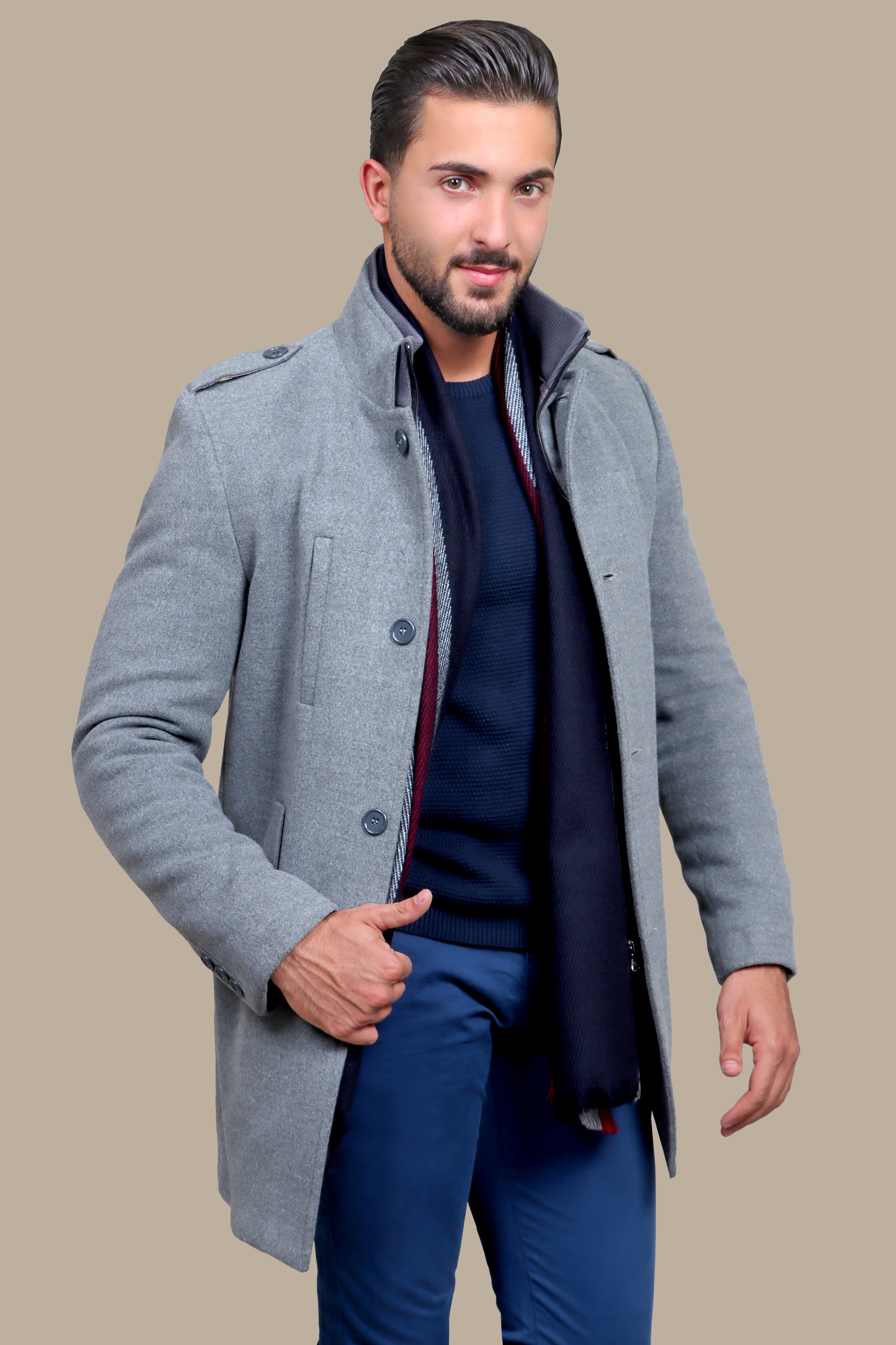 Light Gray Elegance: The Detachable Coat Col Mao in Timeless Style