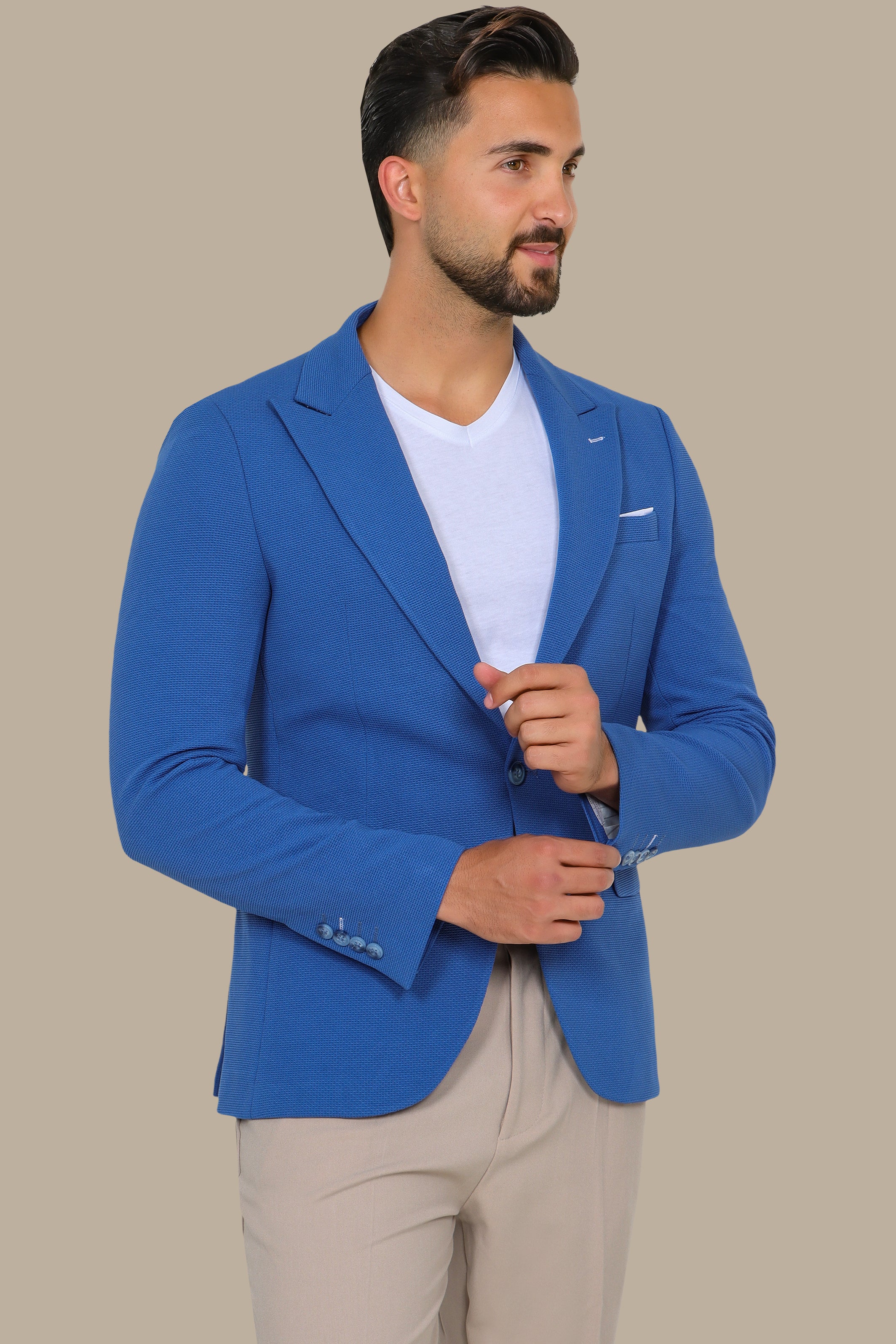 Blue Peak Precision: Structured Lapel Blazer