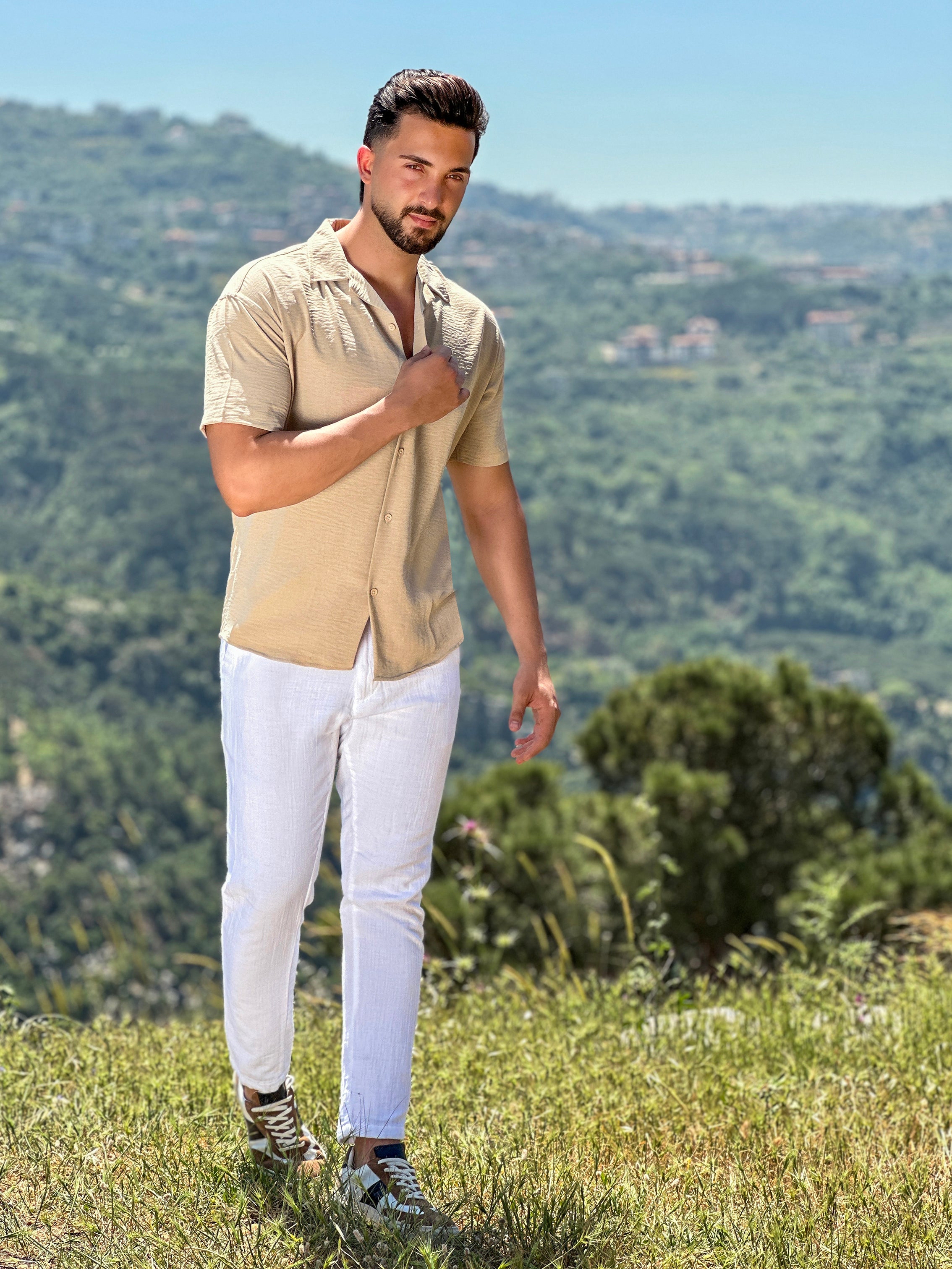 Beige Linen Shirt with Short Sleeves in Aerobin Fabric