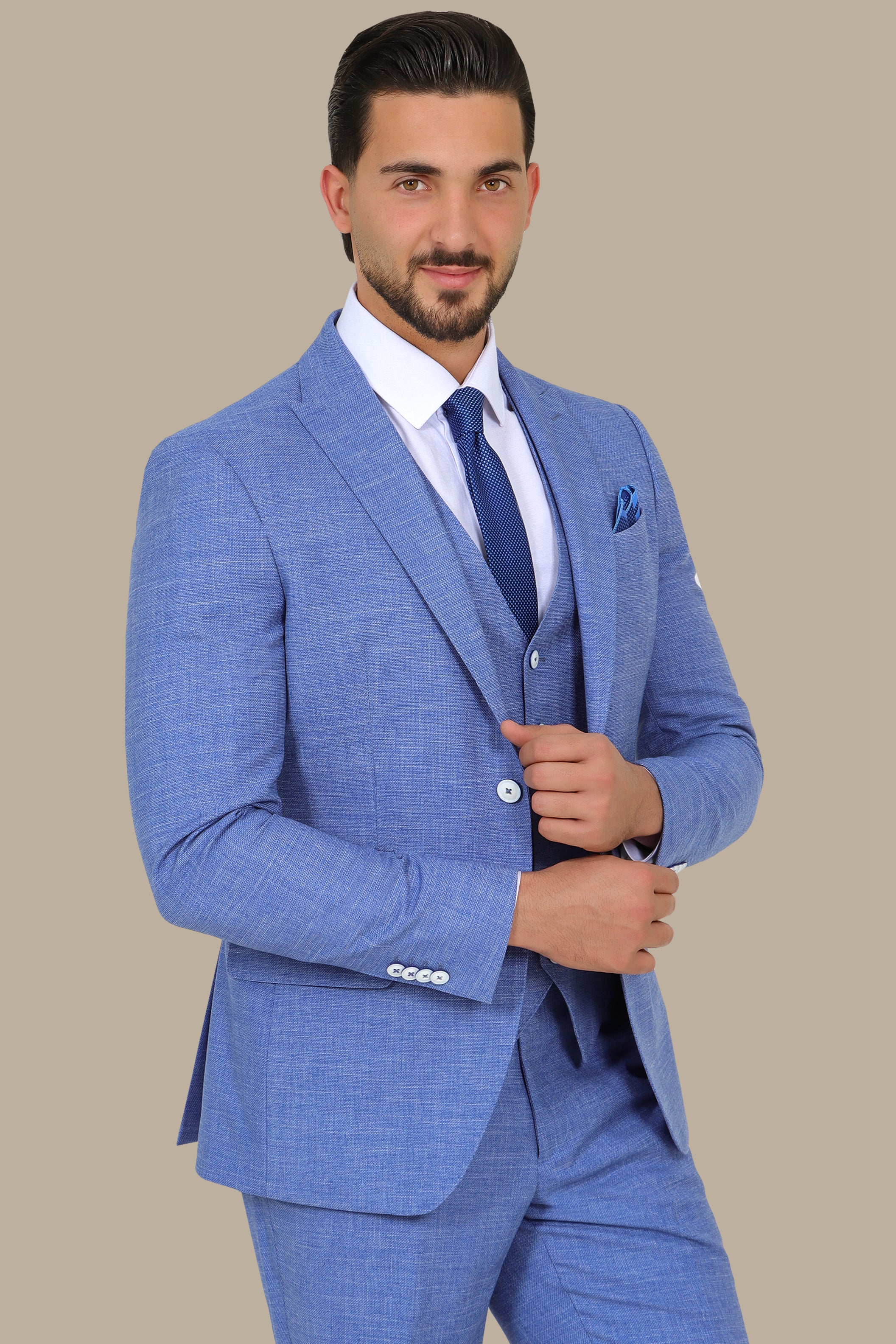 Blue 3-Piece Suit with Fila Fil Peak Lapel