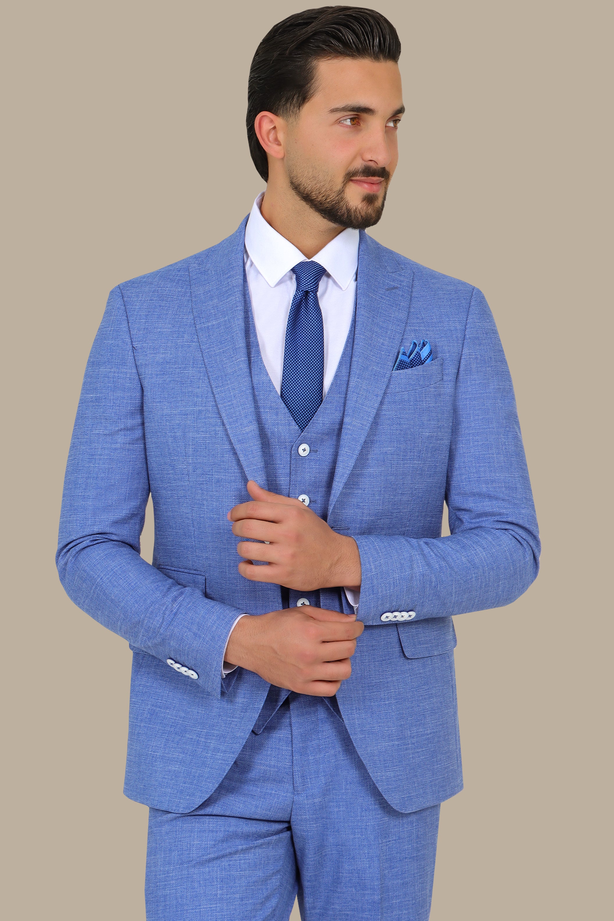 Blue 3-Piece Suit with Fila Fil Peak Lapel